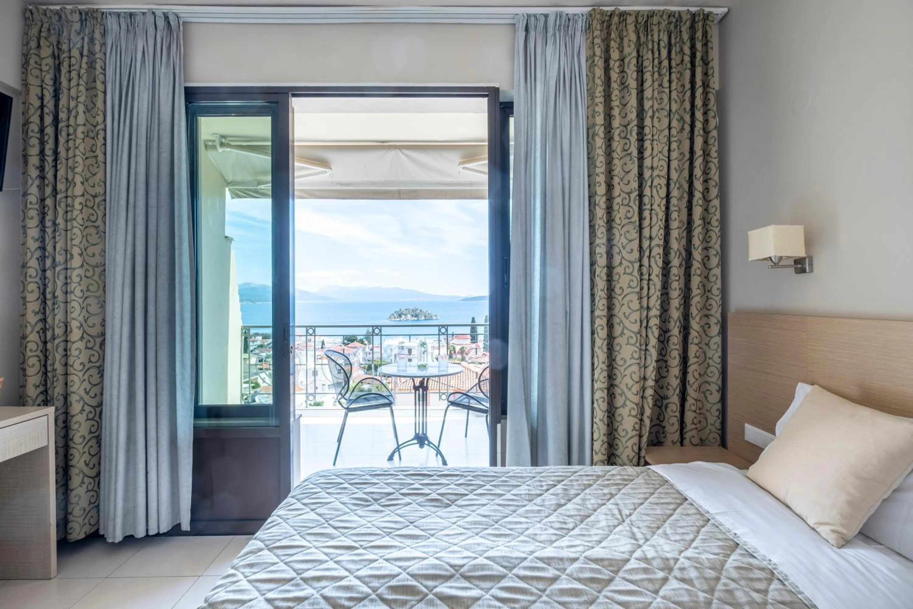 View (from property/room), Bed in ELIXIA