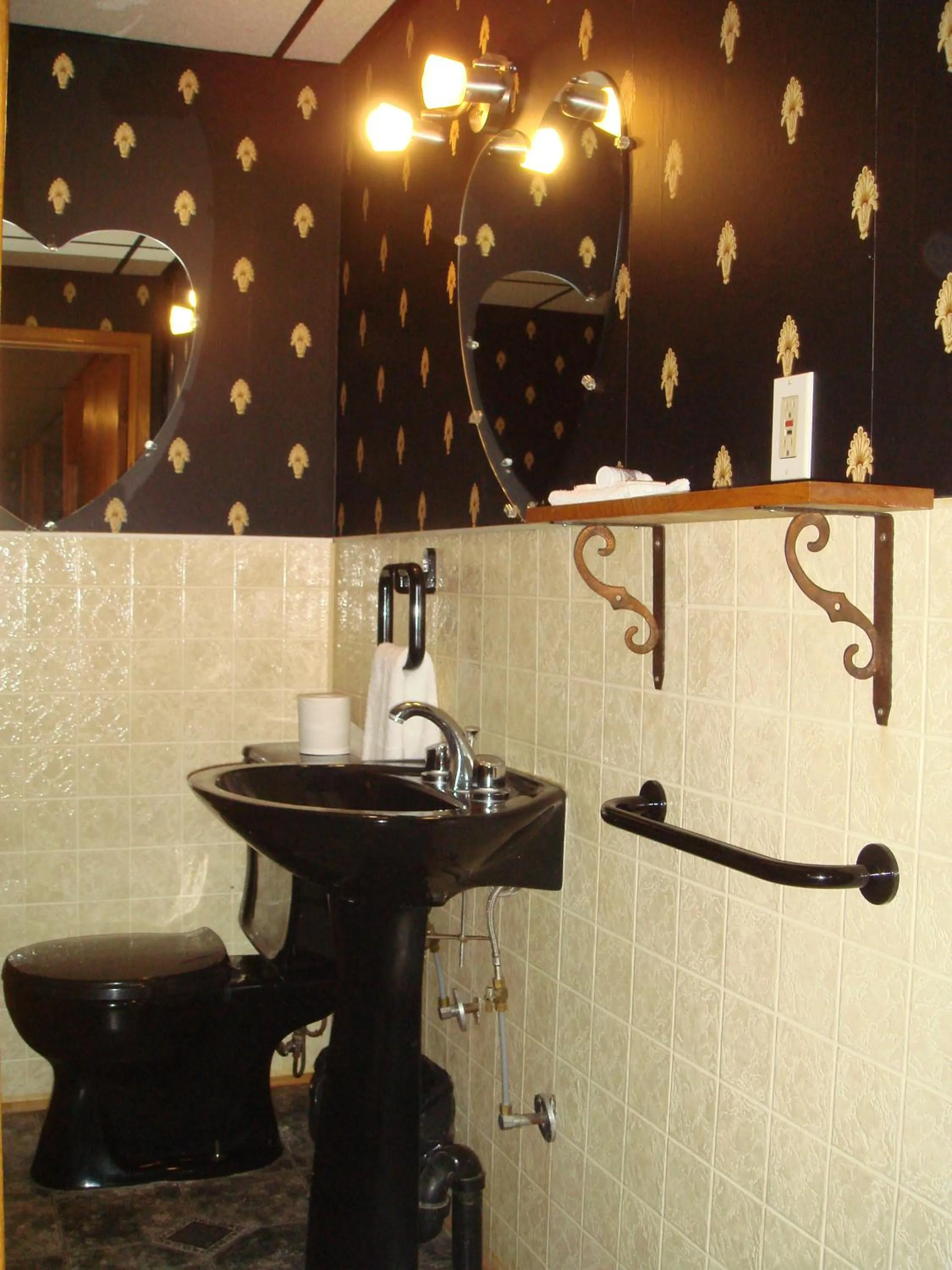 Bathroom in Motor Court Motel