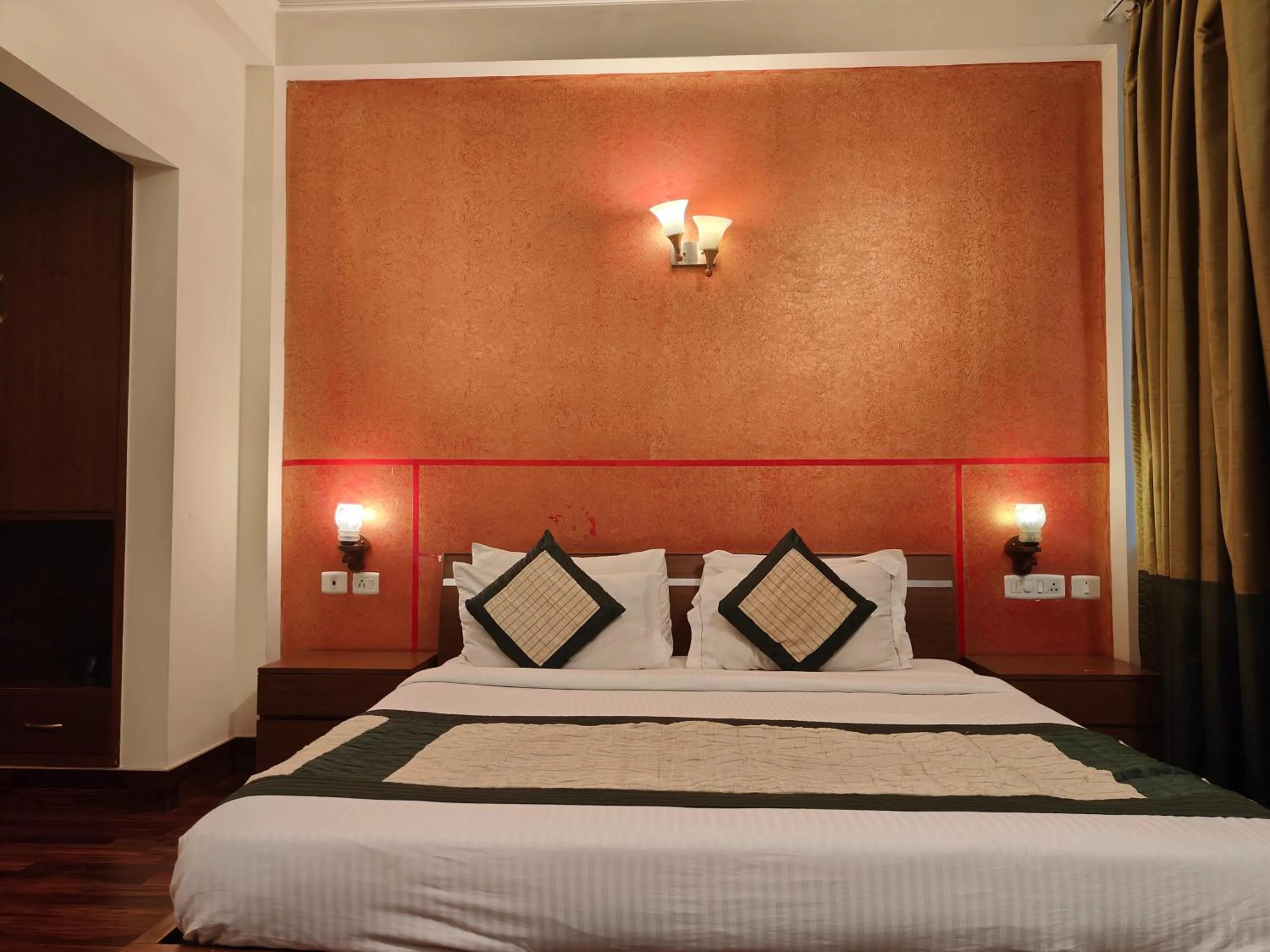 Bed in Tavisha Villa Golf Course MG Road