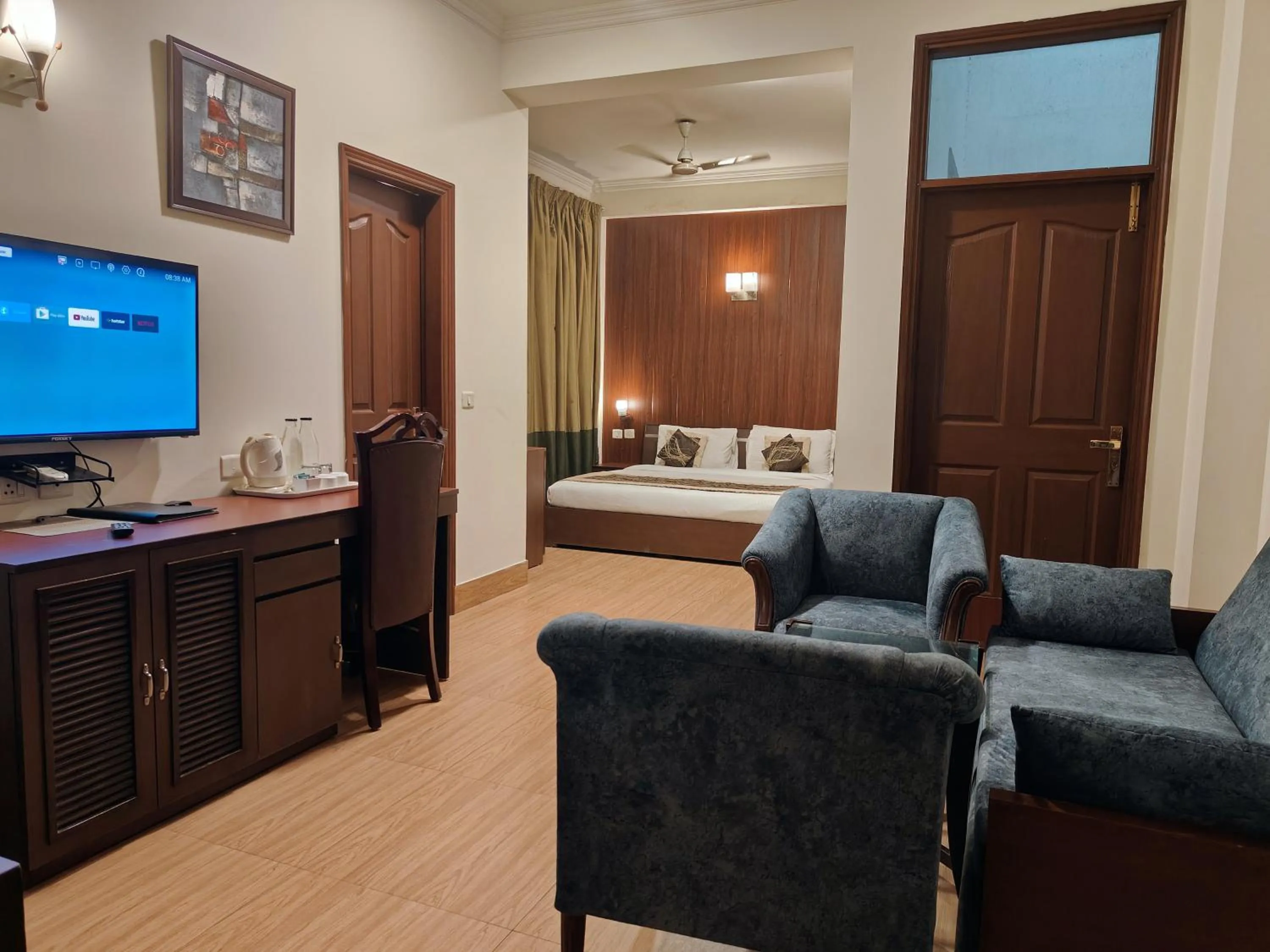 Bed in Tavisha Villa Golf Course MG Road