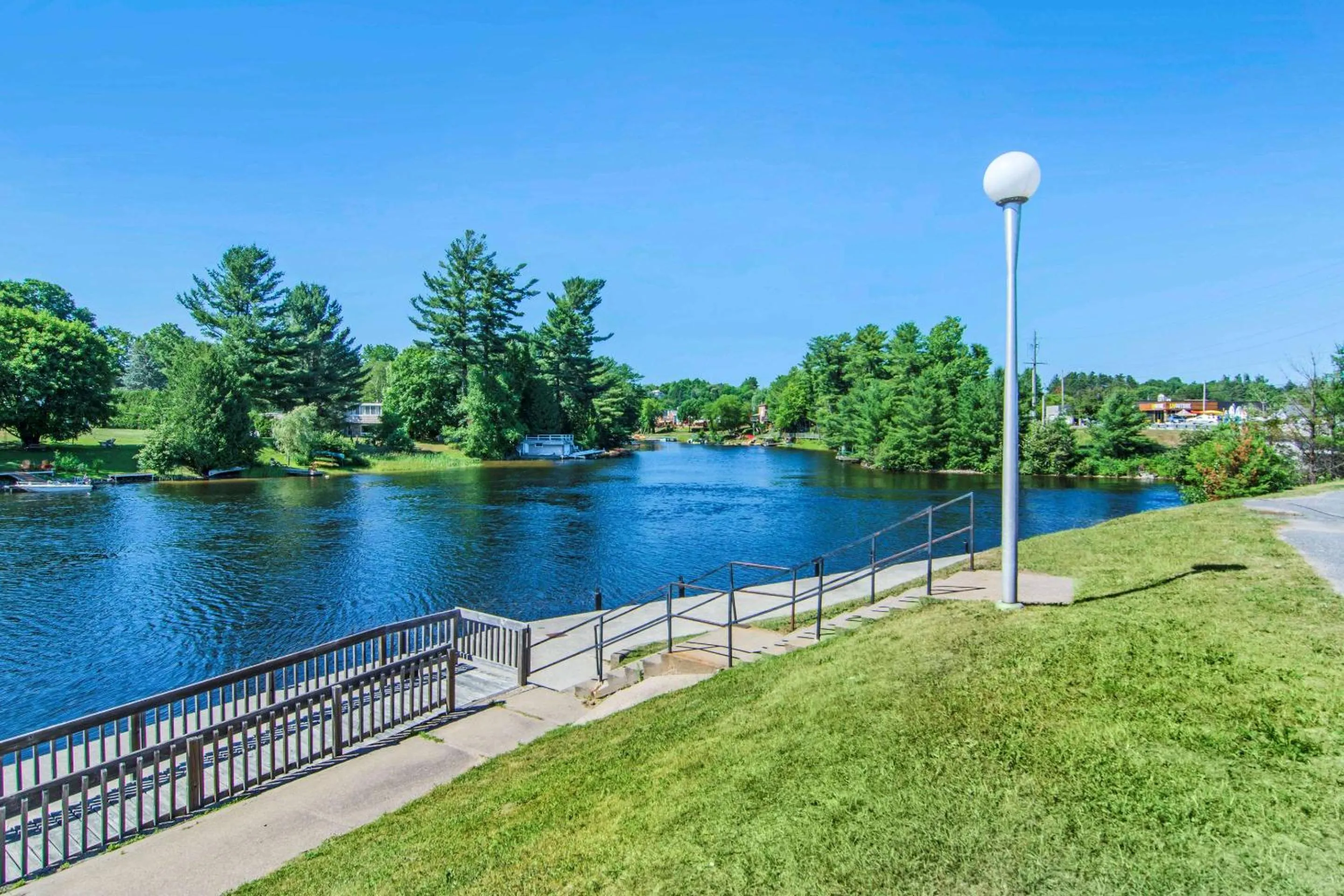 Property building in Quality Inn