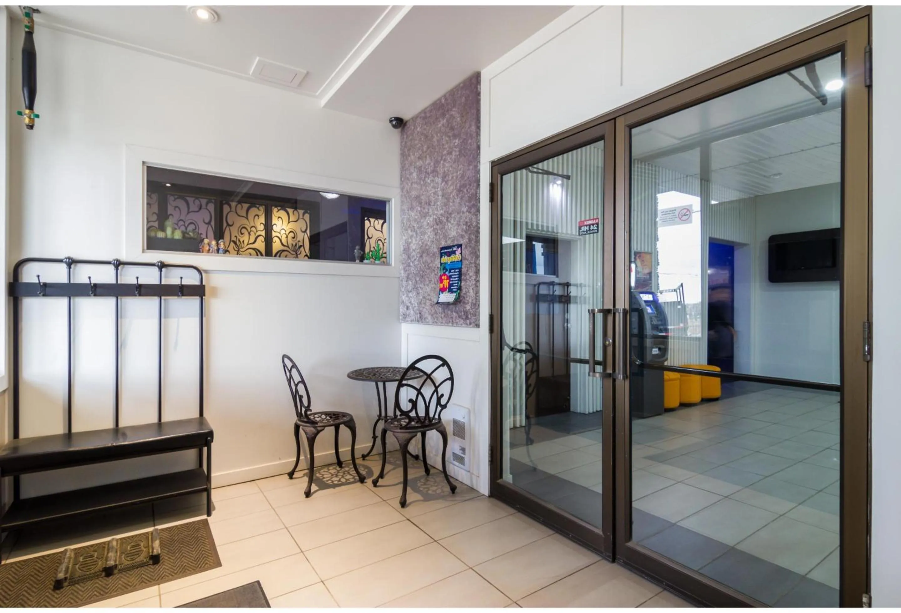 Lobby or reception in Motel 6 Kerrobert, SK