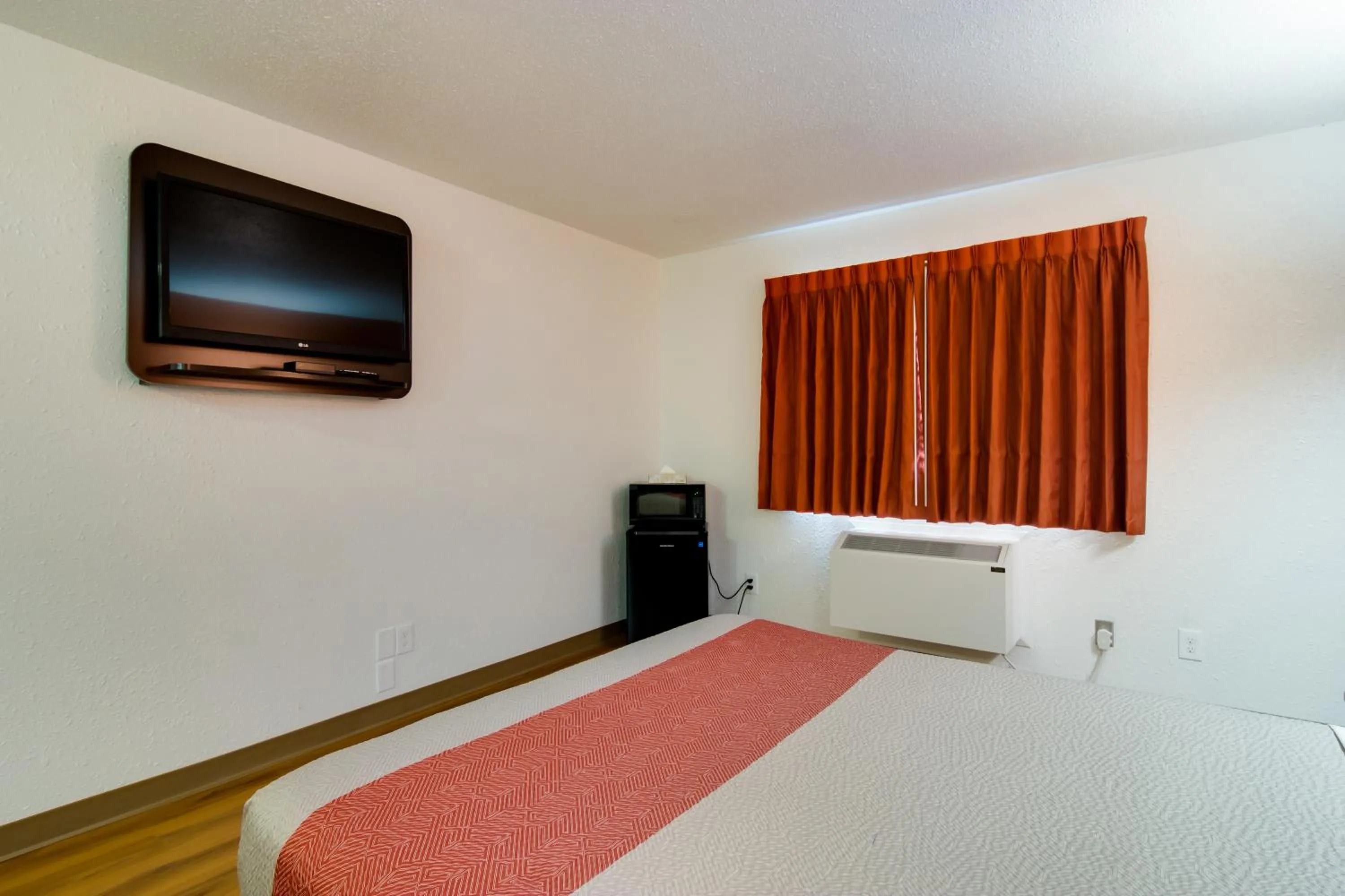 TV/Entertainment Center in Motel 6 Kerrobert, SK