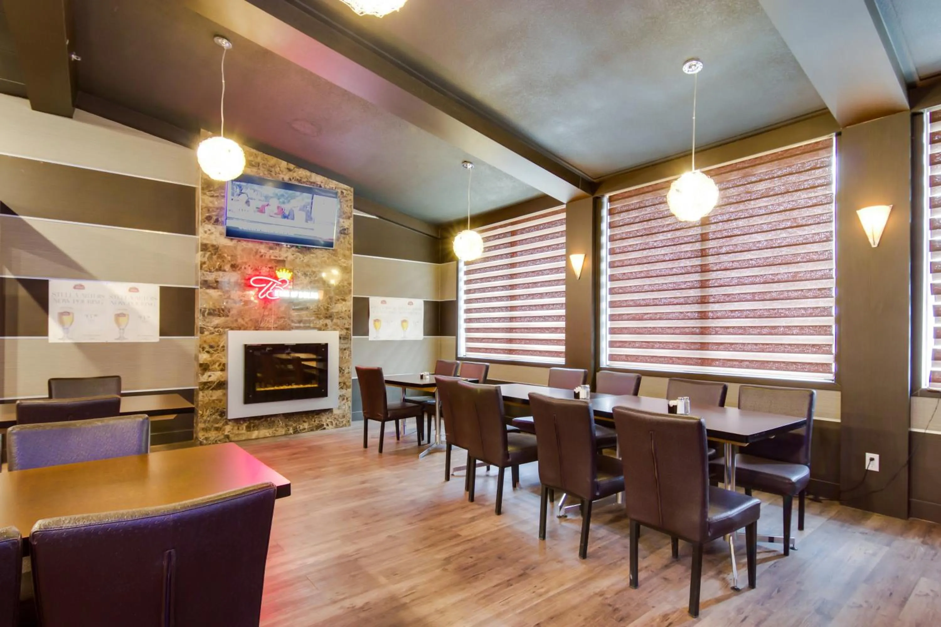 Restaurant/Places to Eat in Motel 6 Kerrobert, SK