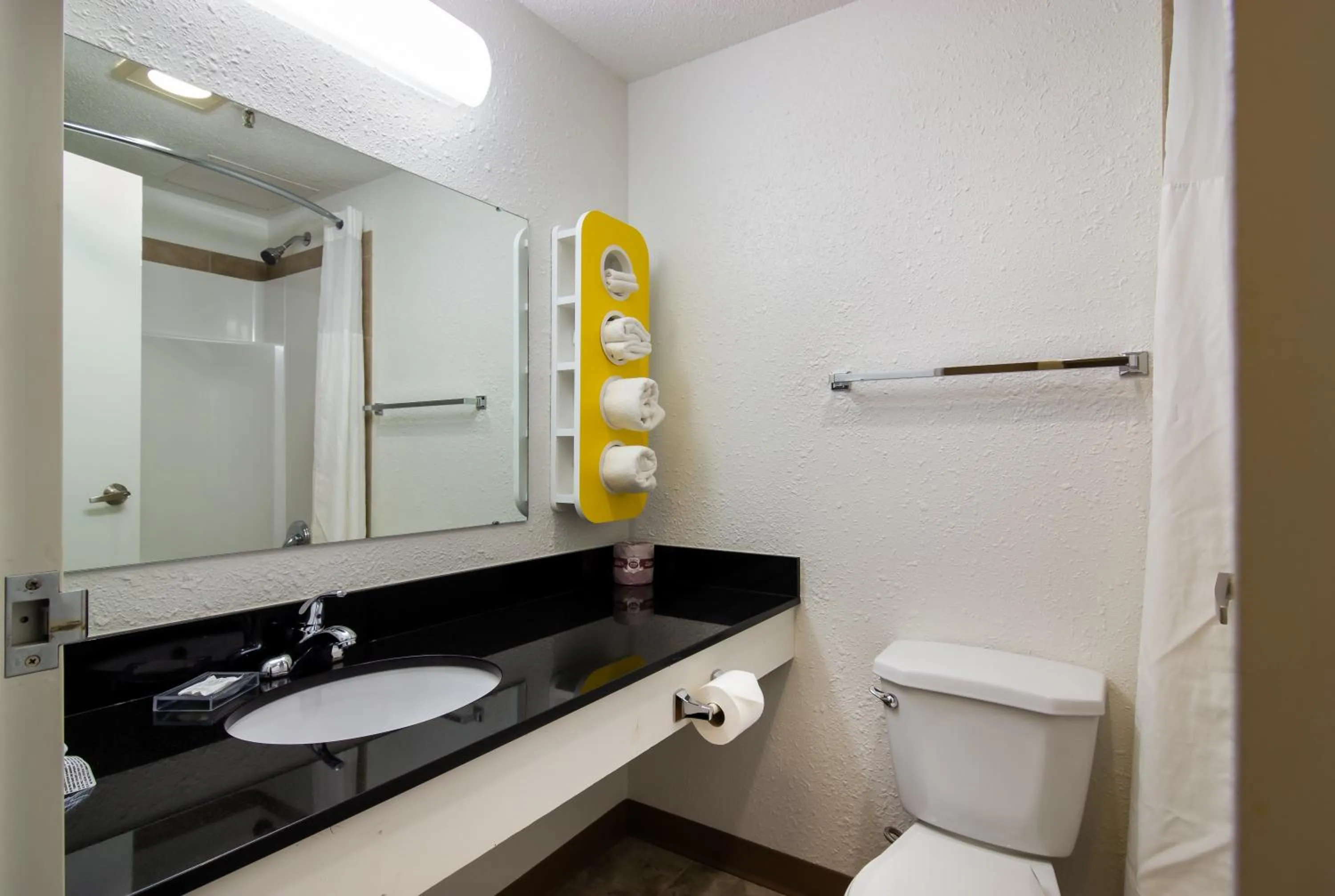 Bathroom in Motel 6 Kerrobert, SK