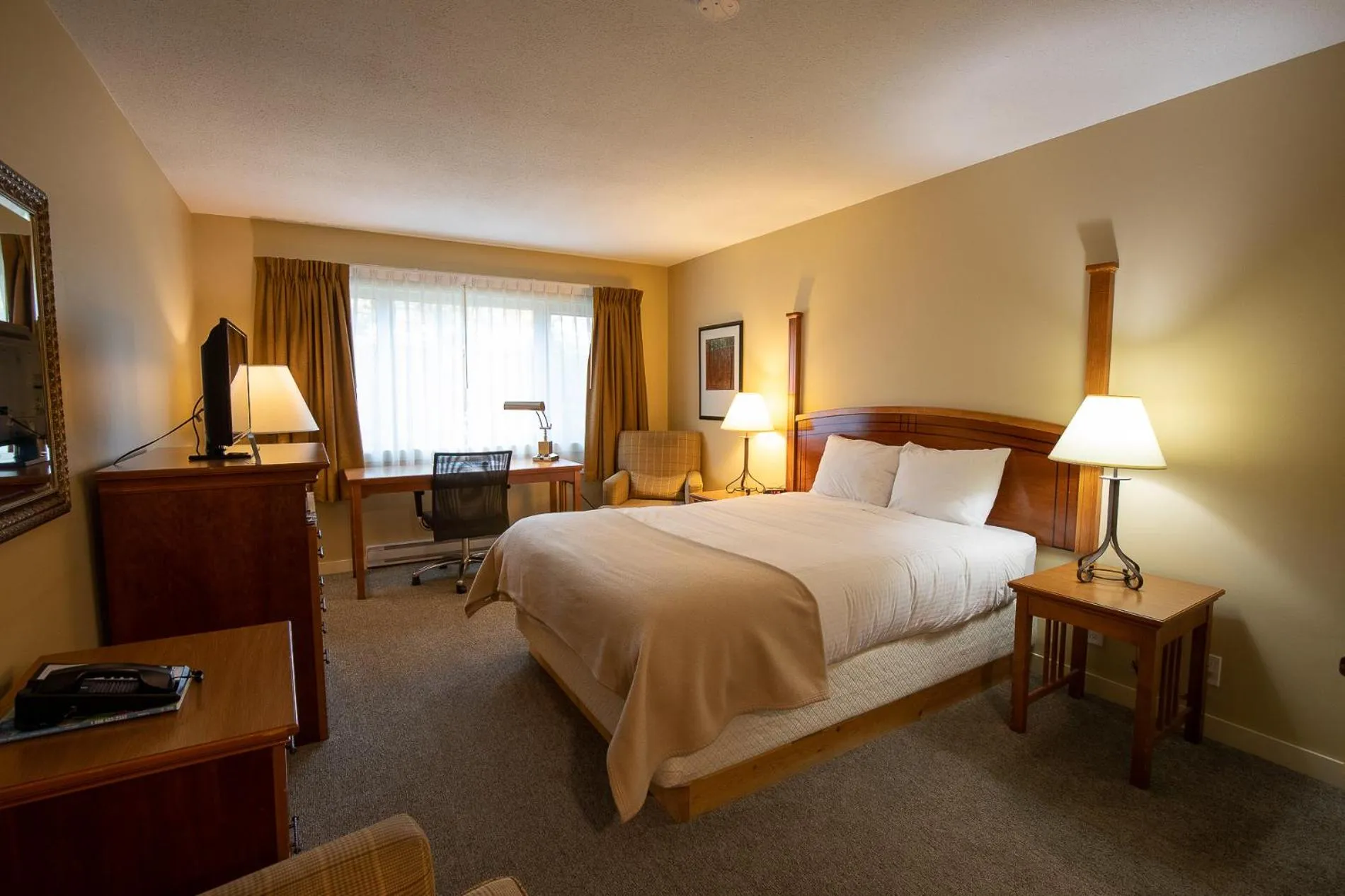 Bed in Northway Motor Inn