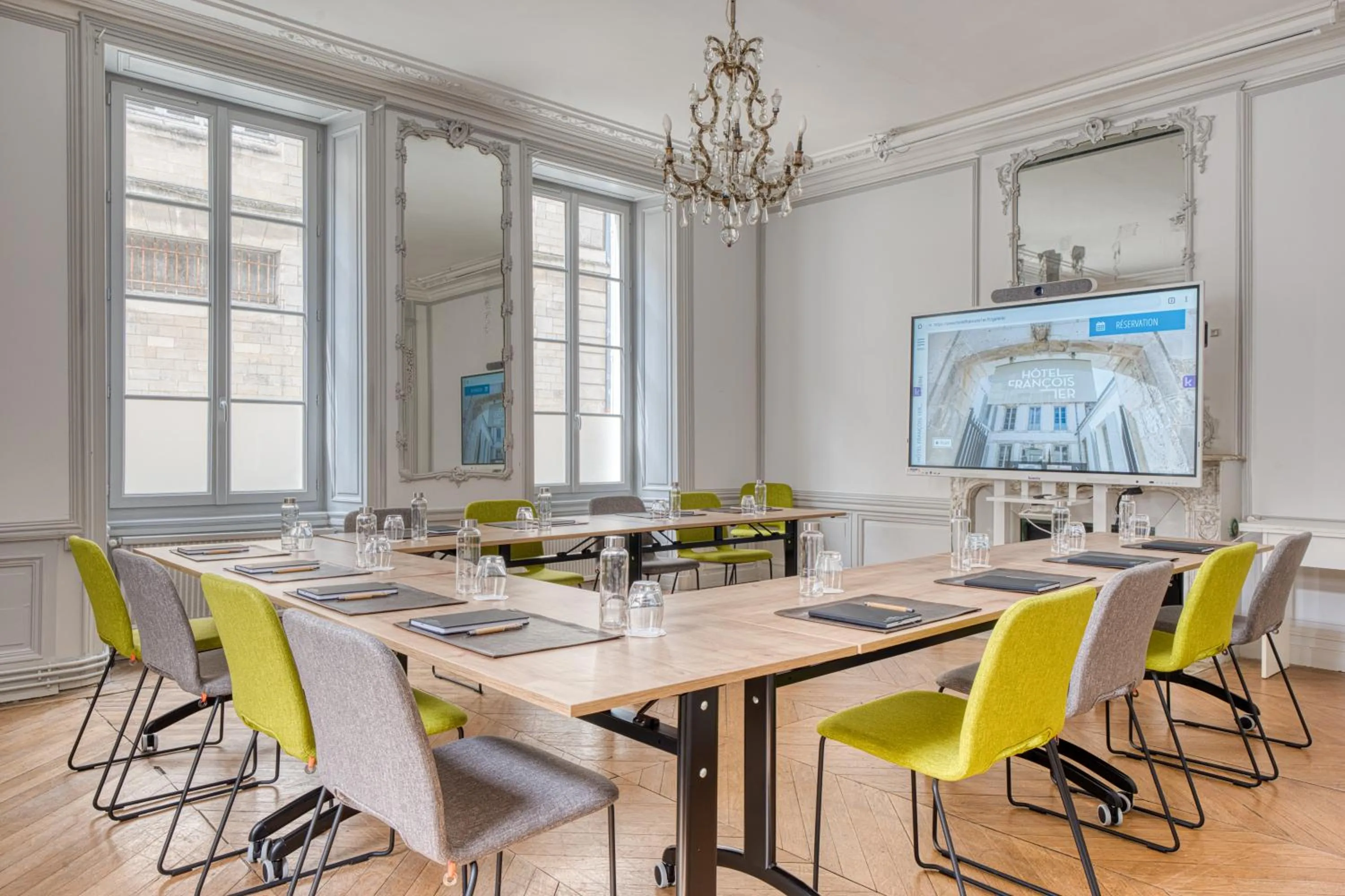 Seating area in Hôtel François 1er