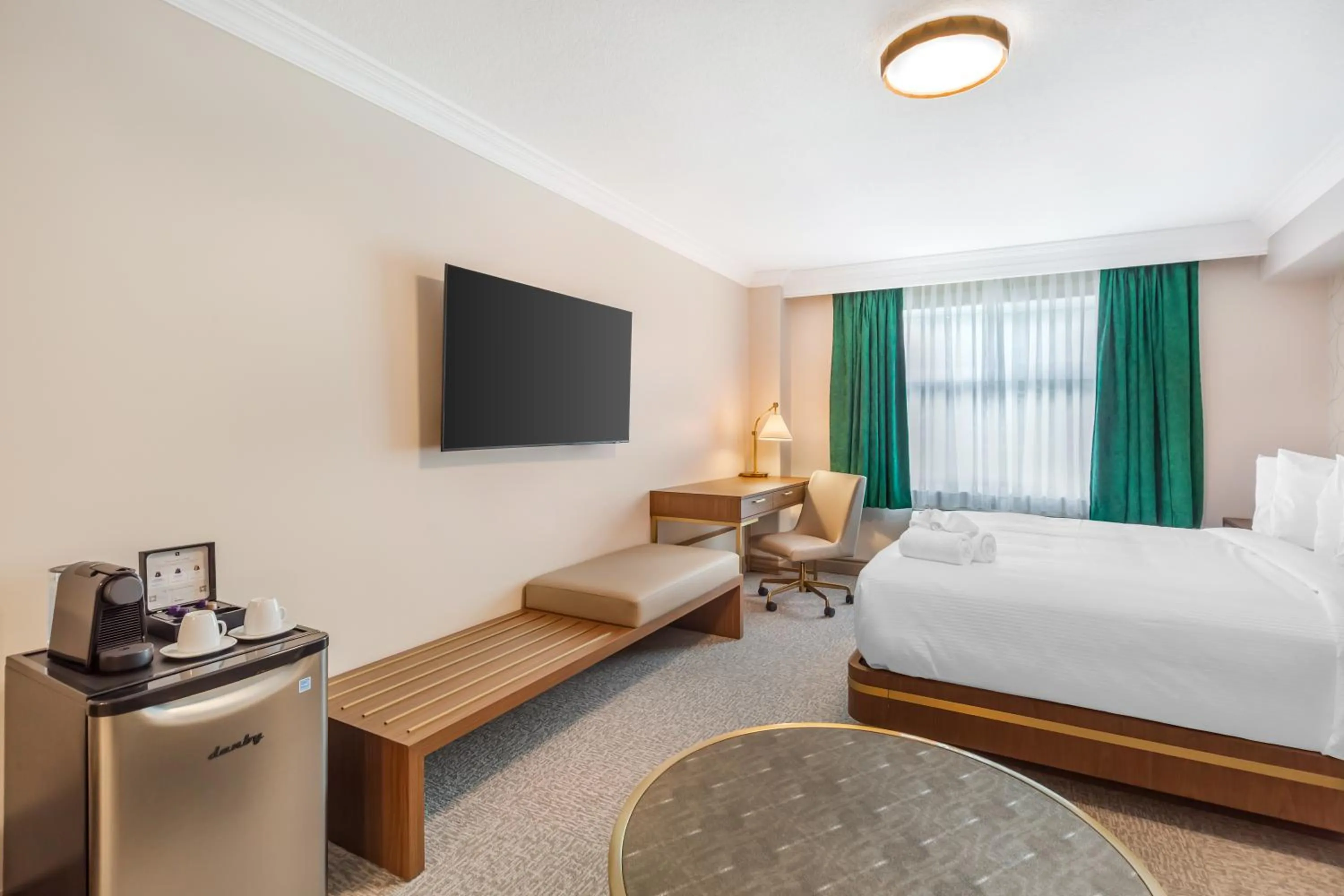 Bedroom, Bed in Velora Hinton, an Ascend Collection Hotel