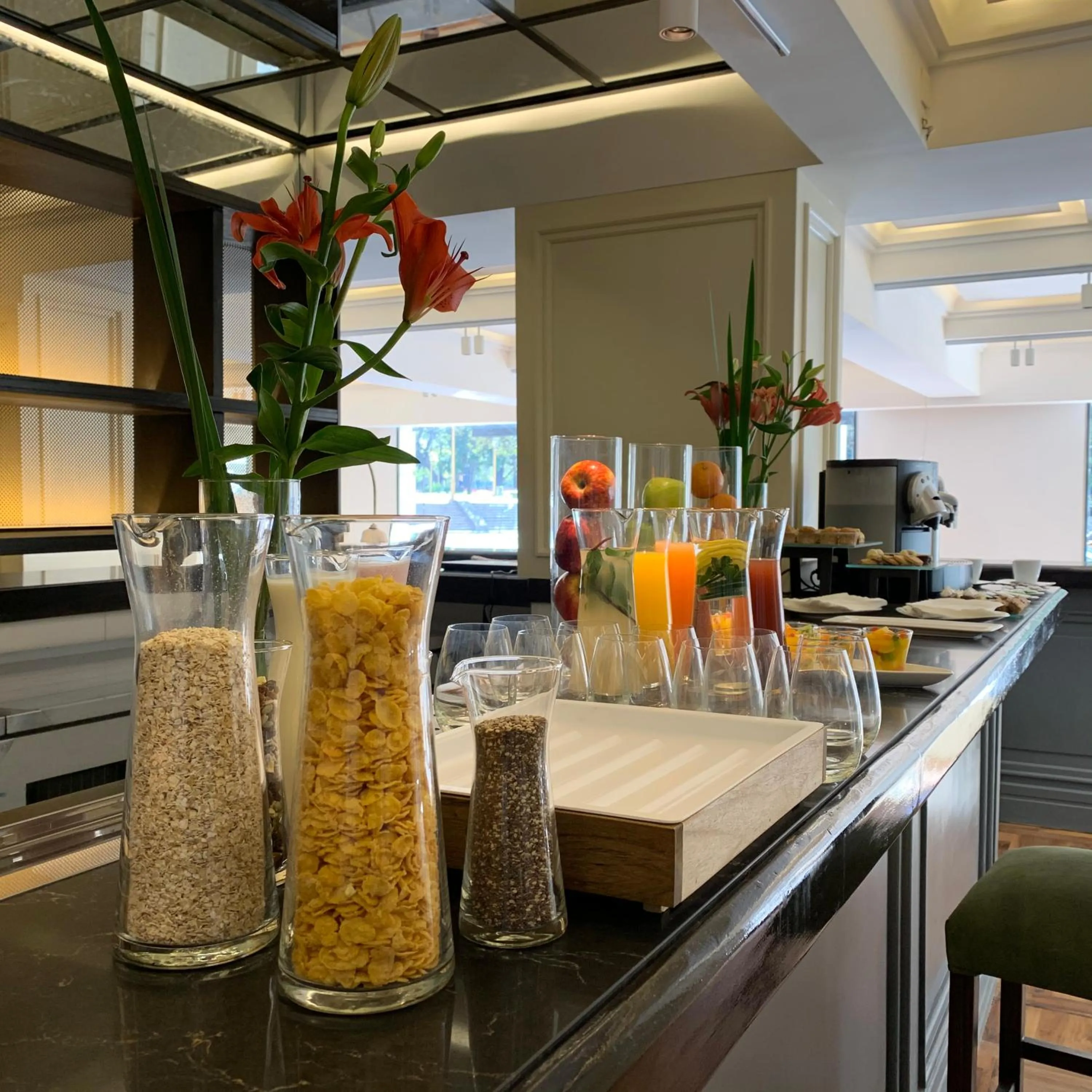 Food and drinks in Palacio Paz Boutique Hotel