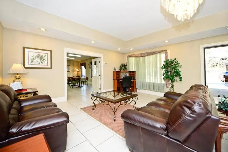 Lobby or reception in Manchester Heritage Inn & Suites