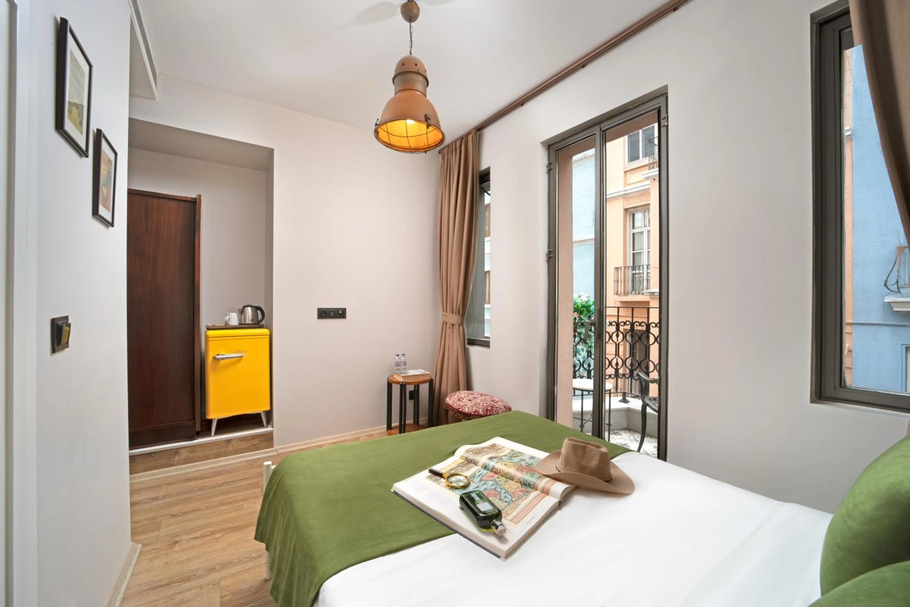 Bed in Hotel Des Arts Galata