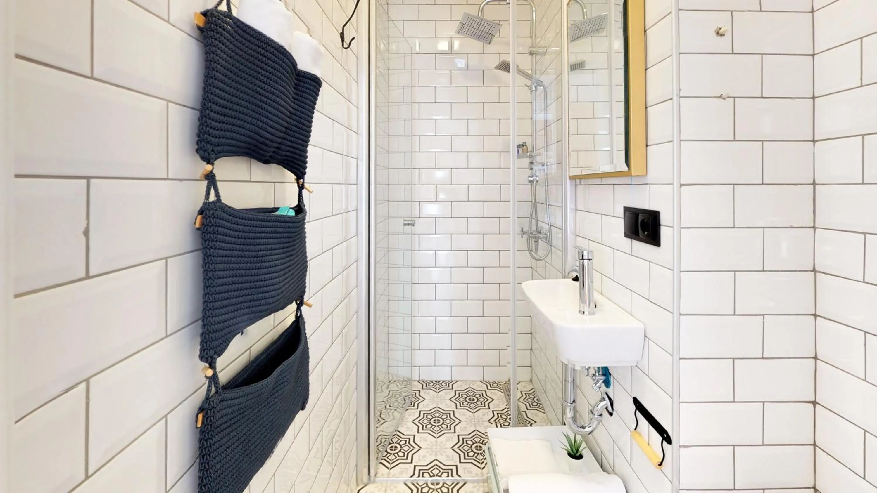 Bathroom in Hotel Des Arts Galata