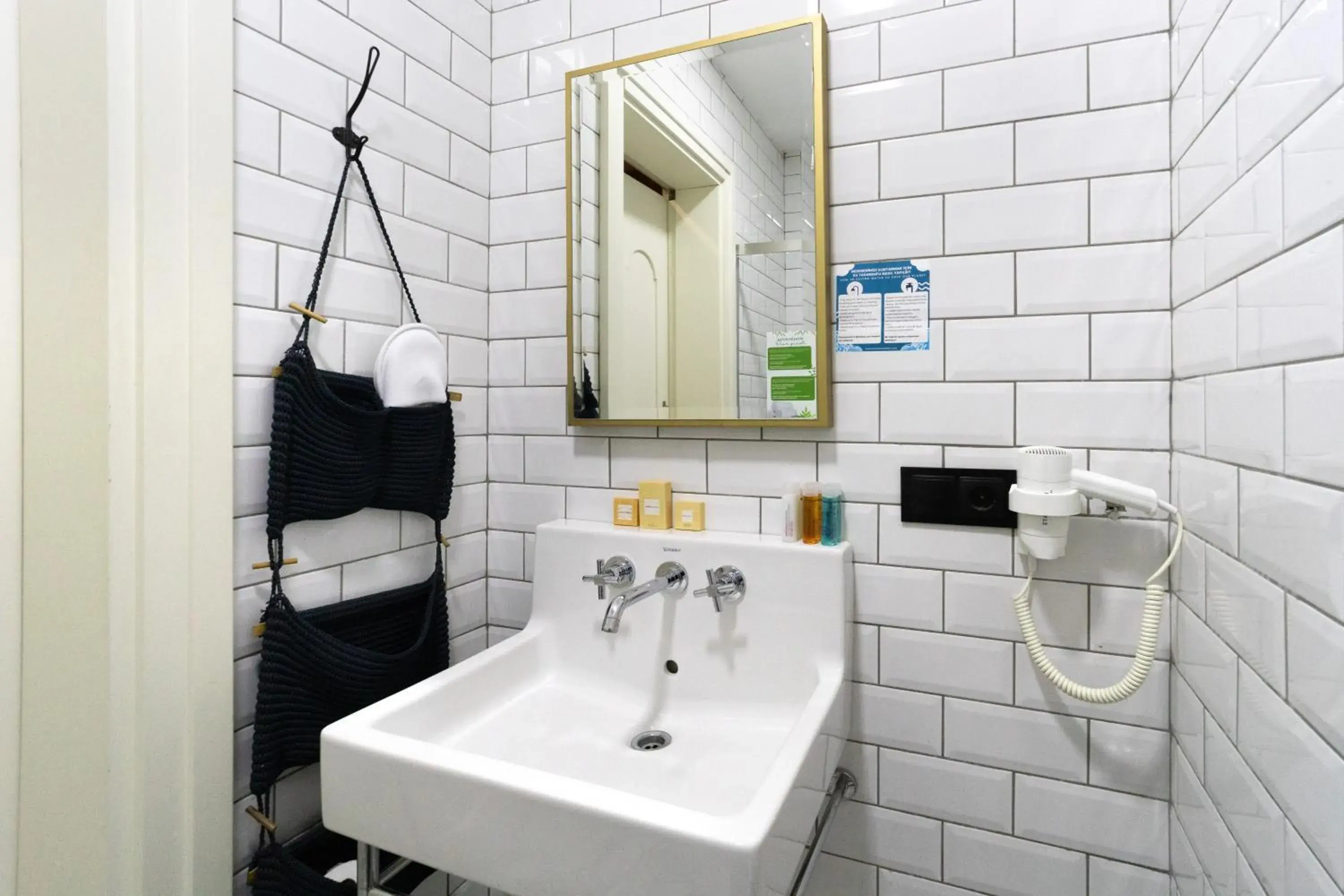 Double Room with Balcony in Hotel Des Arts Galata Double Room with Balcony in Hotel Des Arts Galata