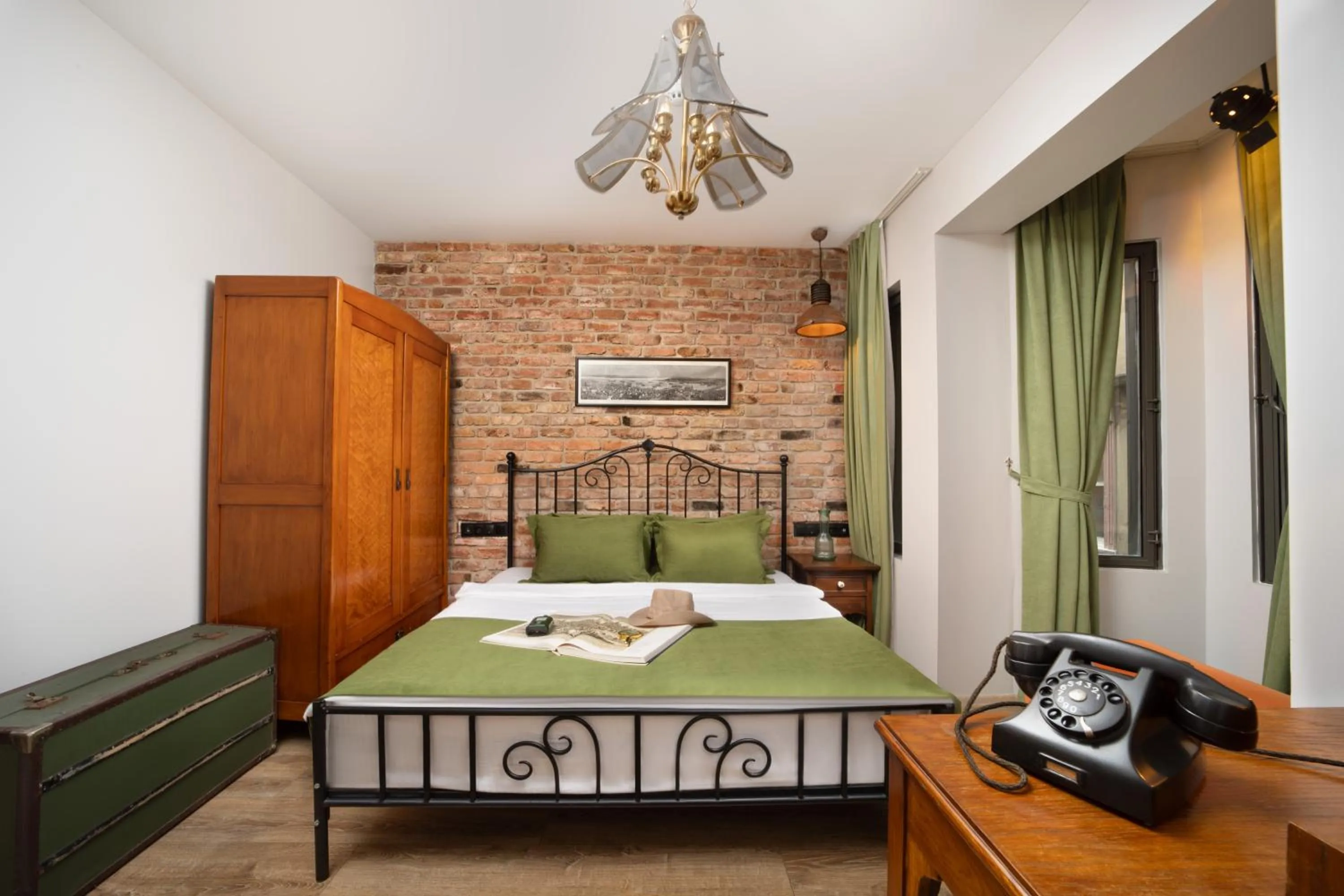 Bed in Hotel Des Arts Galata