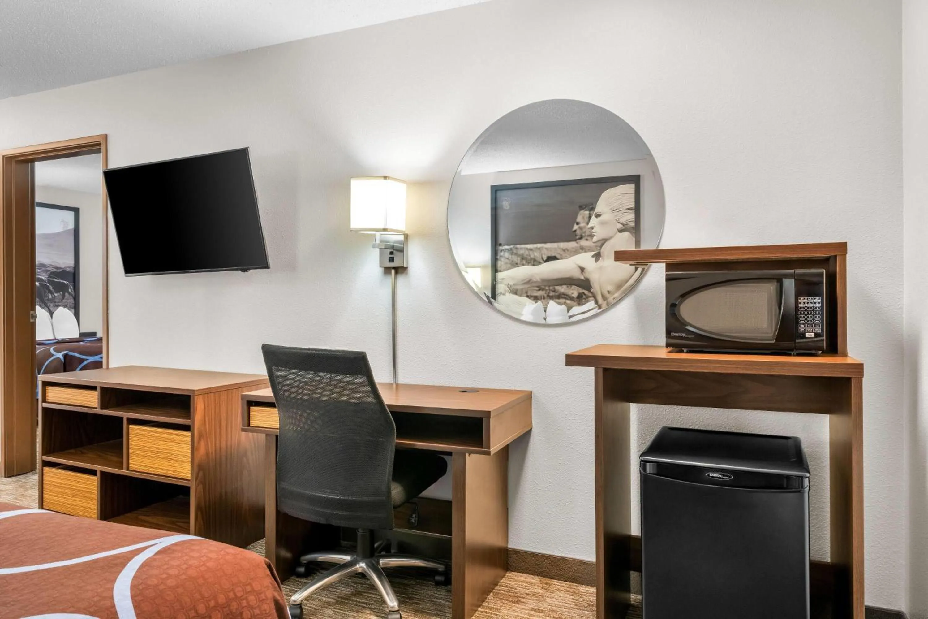 Photo of the whole room in Super 8 by Wyndham Custer/Crazy Horse Area