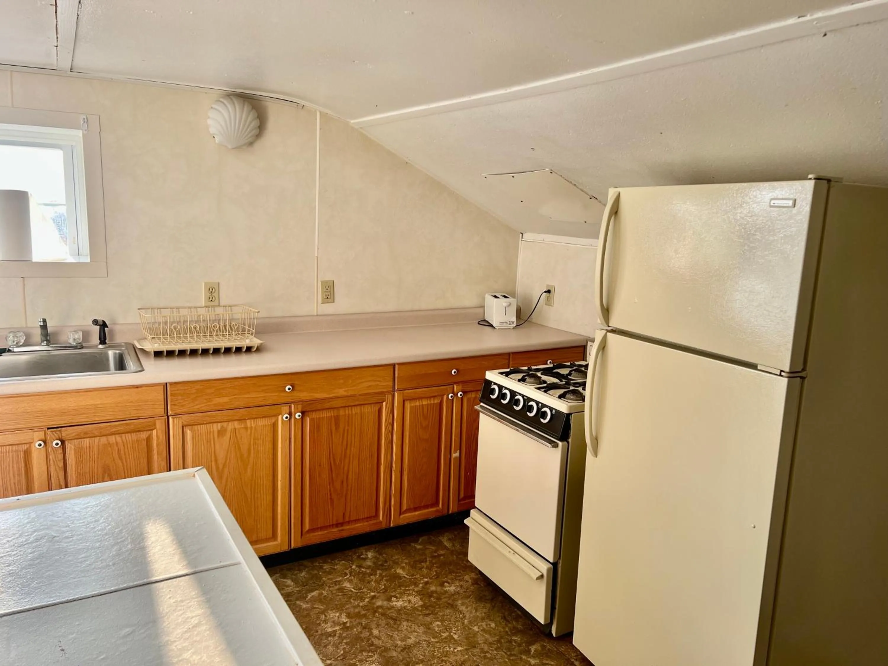 kitchen in Majestic Hotel & Apartments