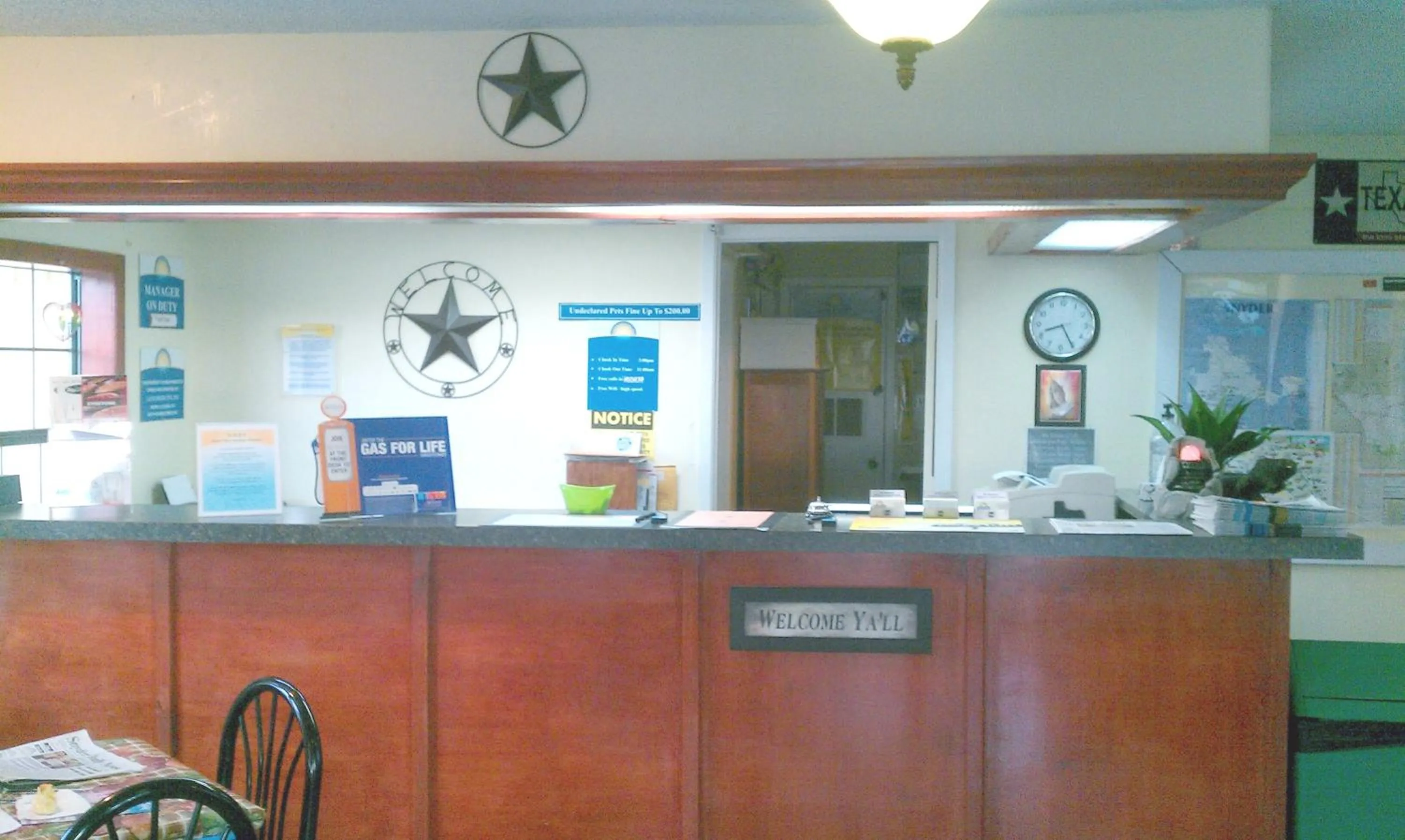 Lobby or reception in Days Inn by Wyndham Snyder