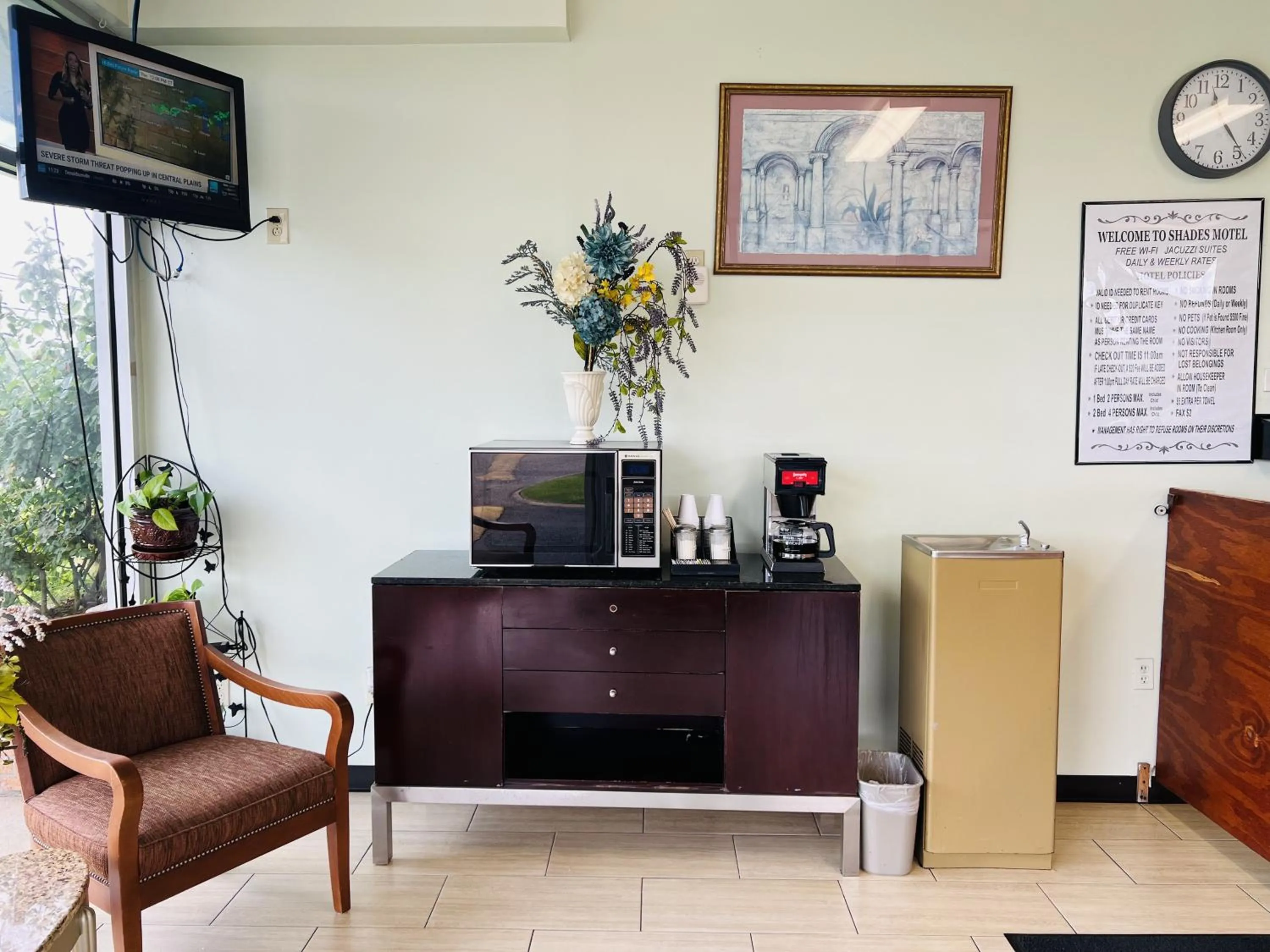 Lobby or reception in The Shades Motel