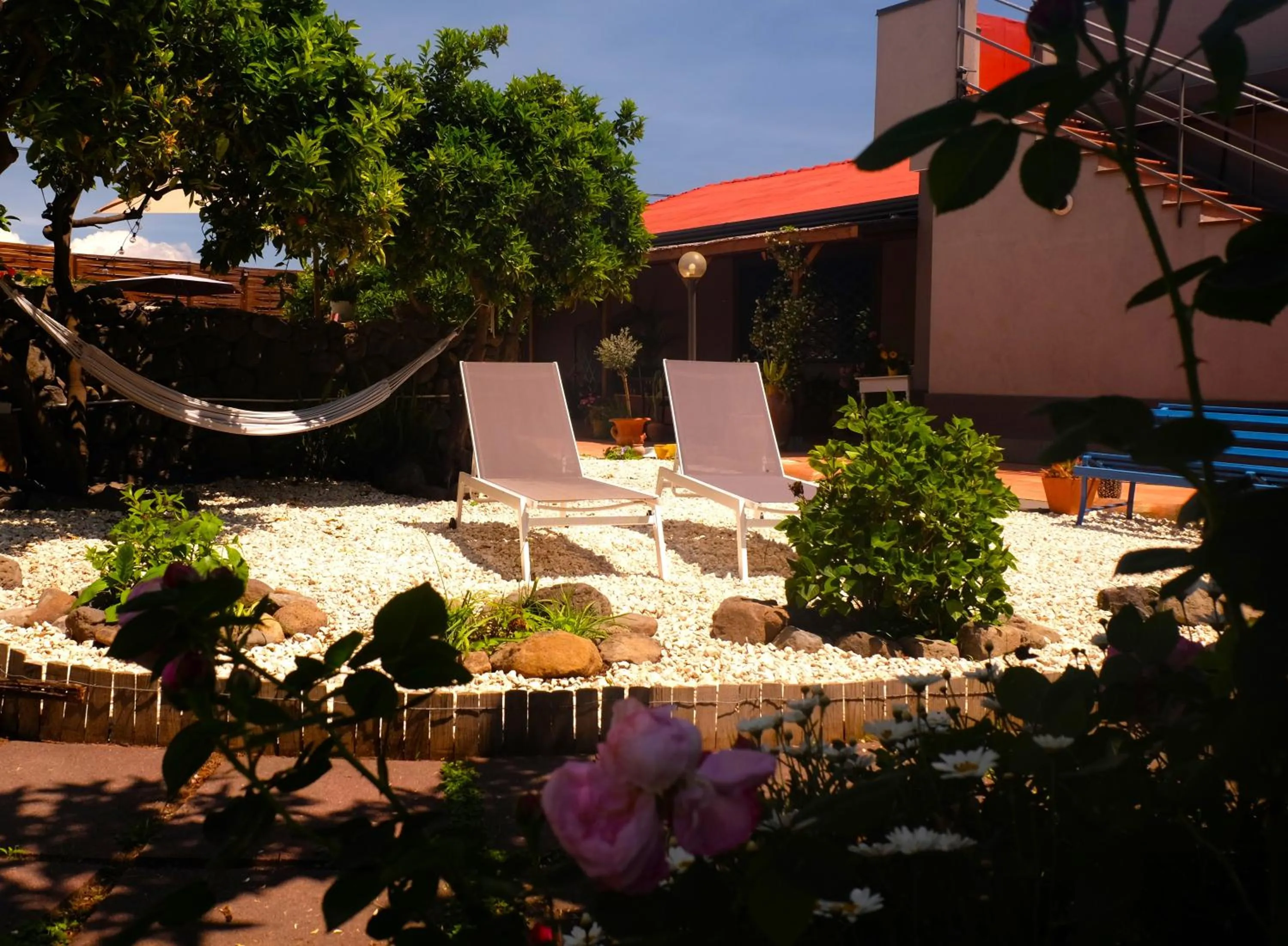 Garden view in B&B CasaNera