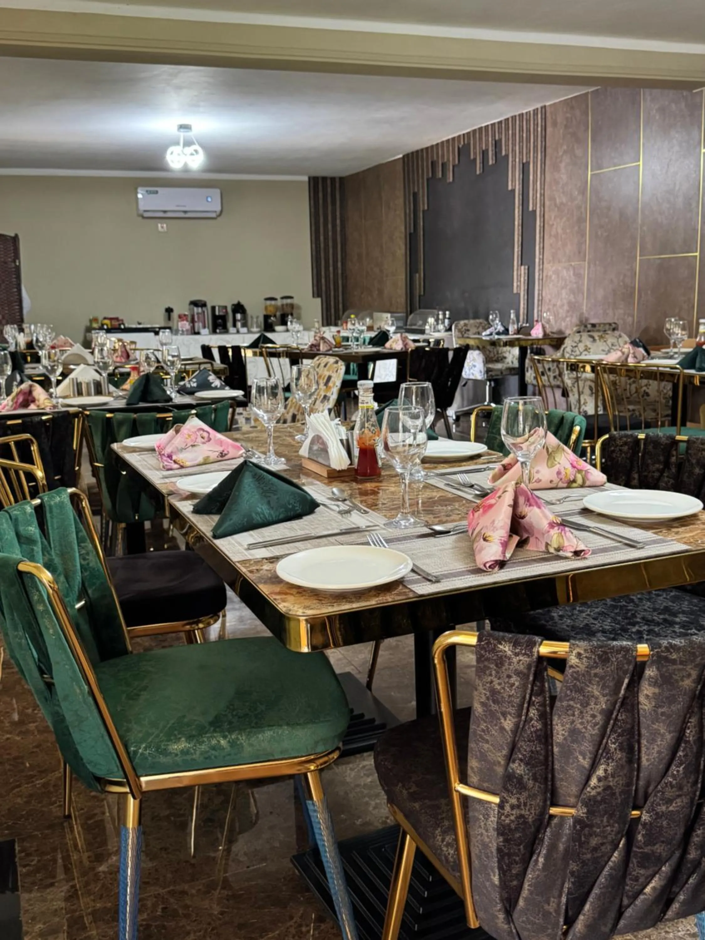 Restaurant/places to eat in Annavilla7 Lilongwe hotel