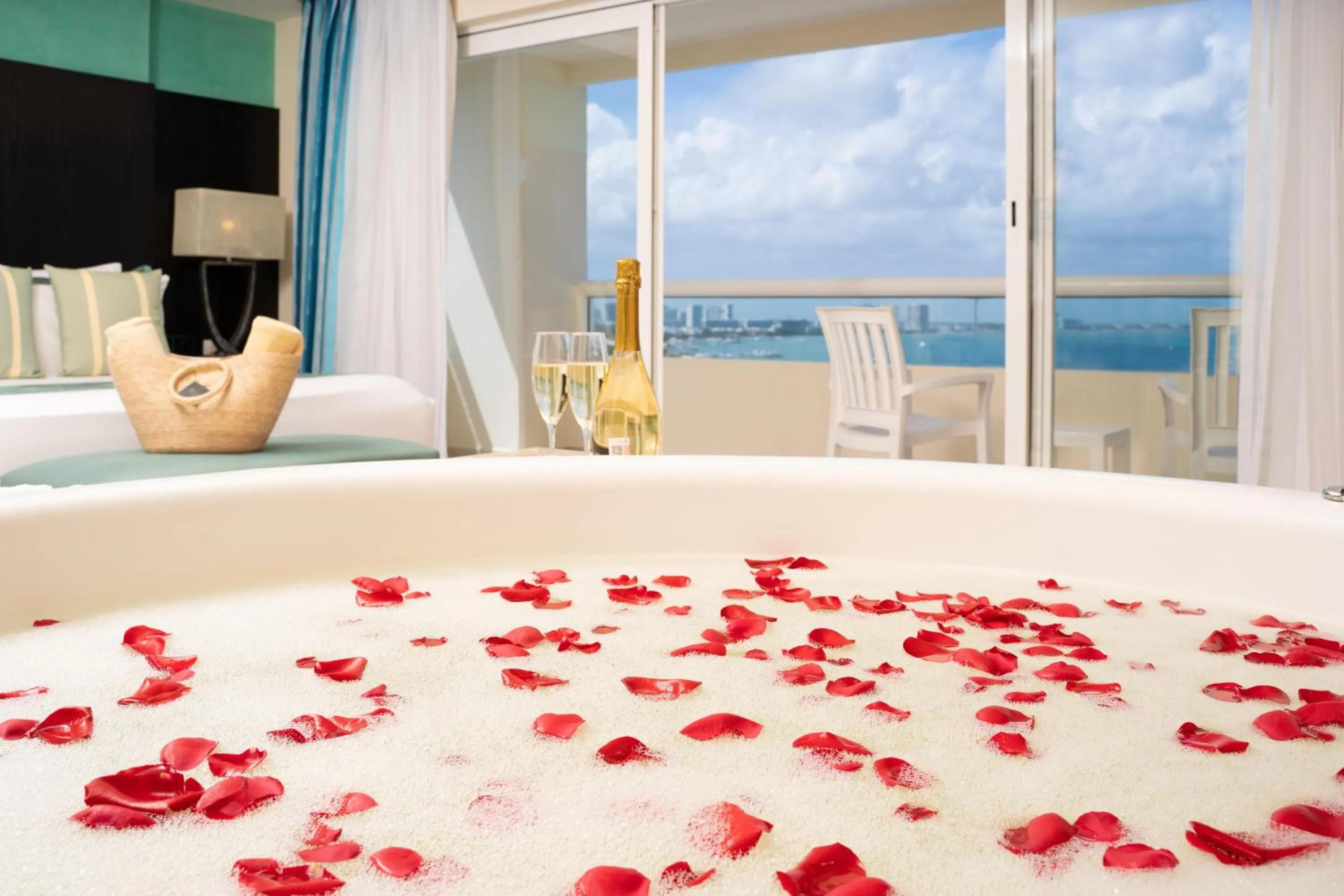 Photo of the whole room in The Sens Cancun by Oasis - All Inclusive