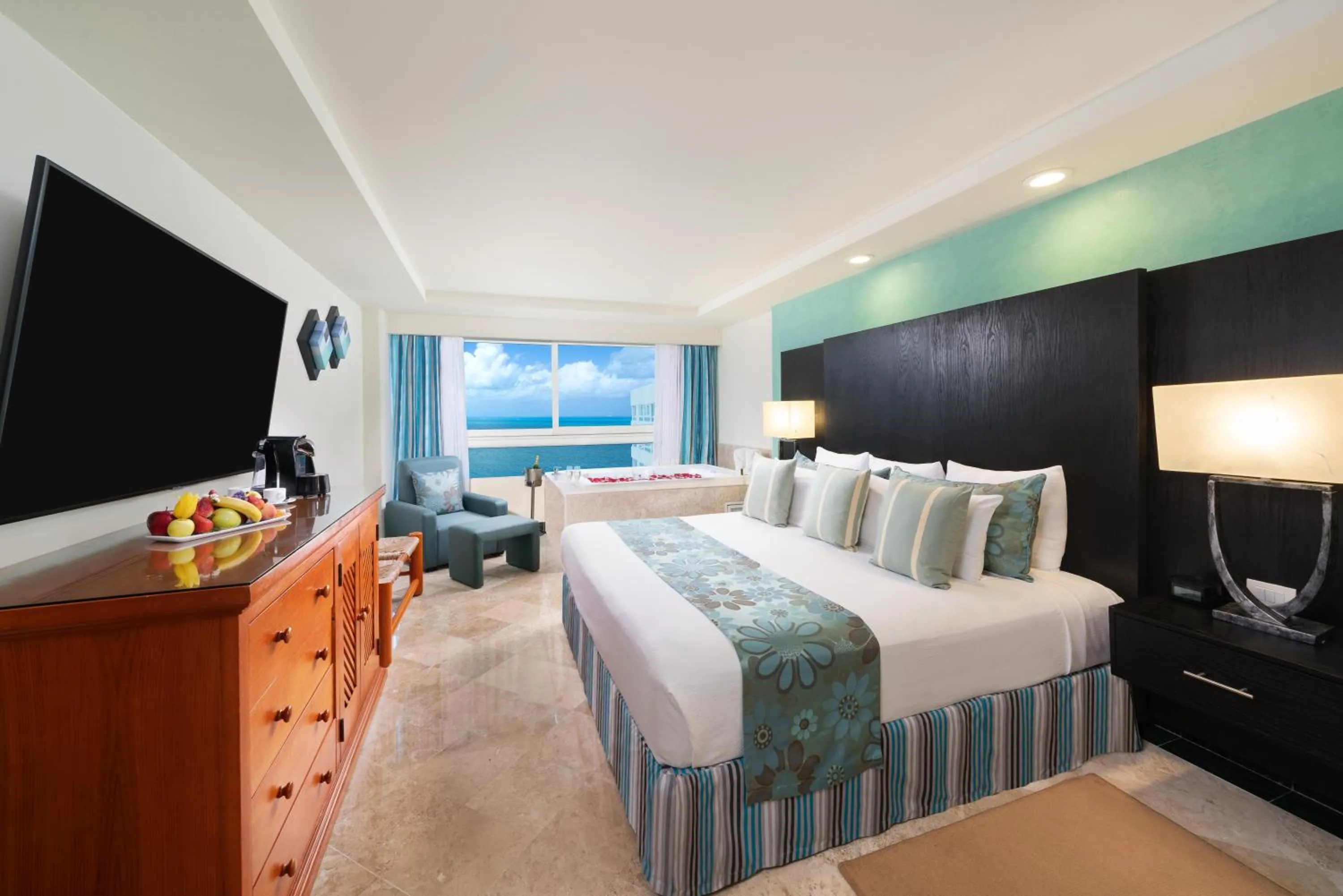 Photo of the whole room, Bed in The Sens Cancun by Oasis - All Inclusive