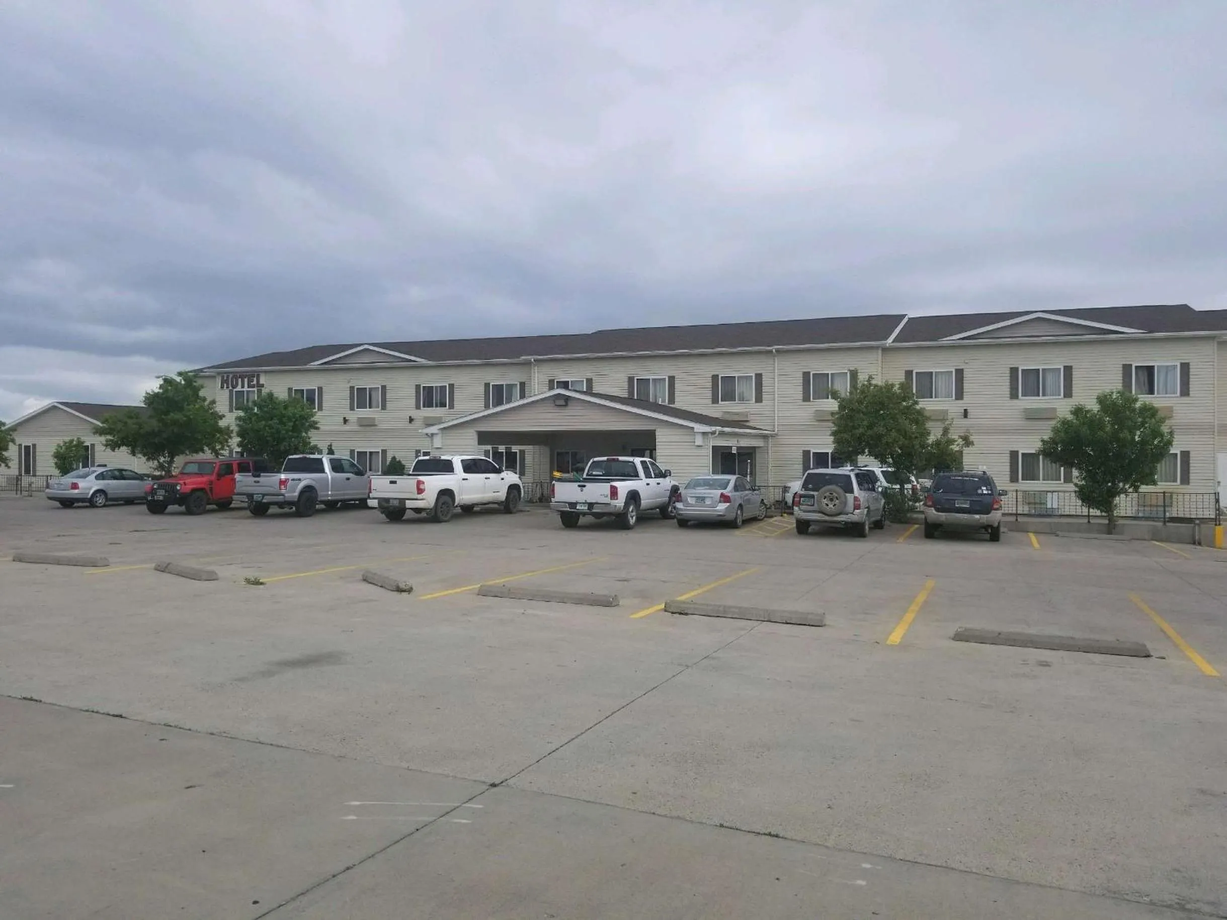 Property building in FairBridge Inn & Suites Williston