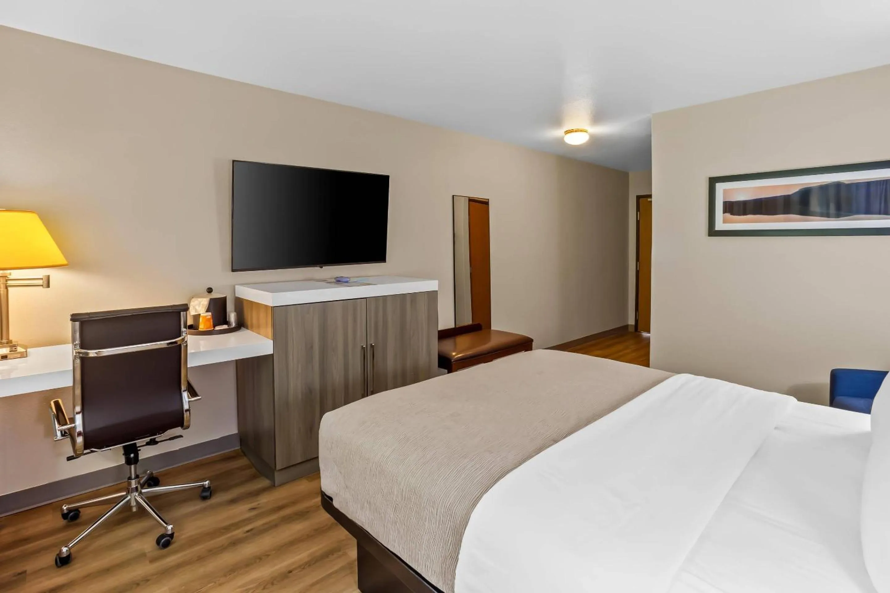 Bedroom, Bed in Quality Inn Port Orchard