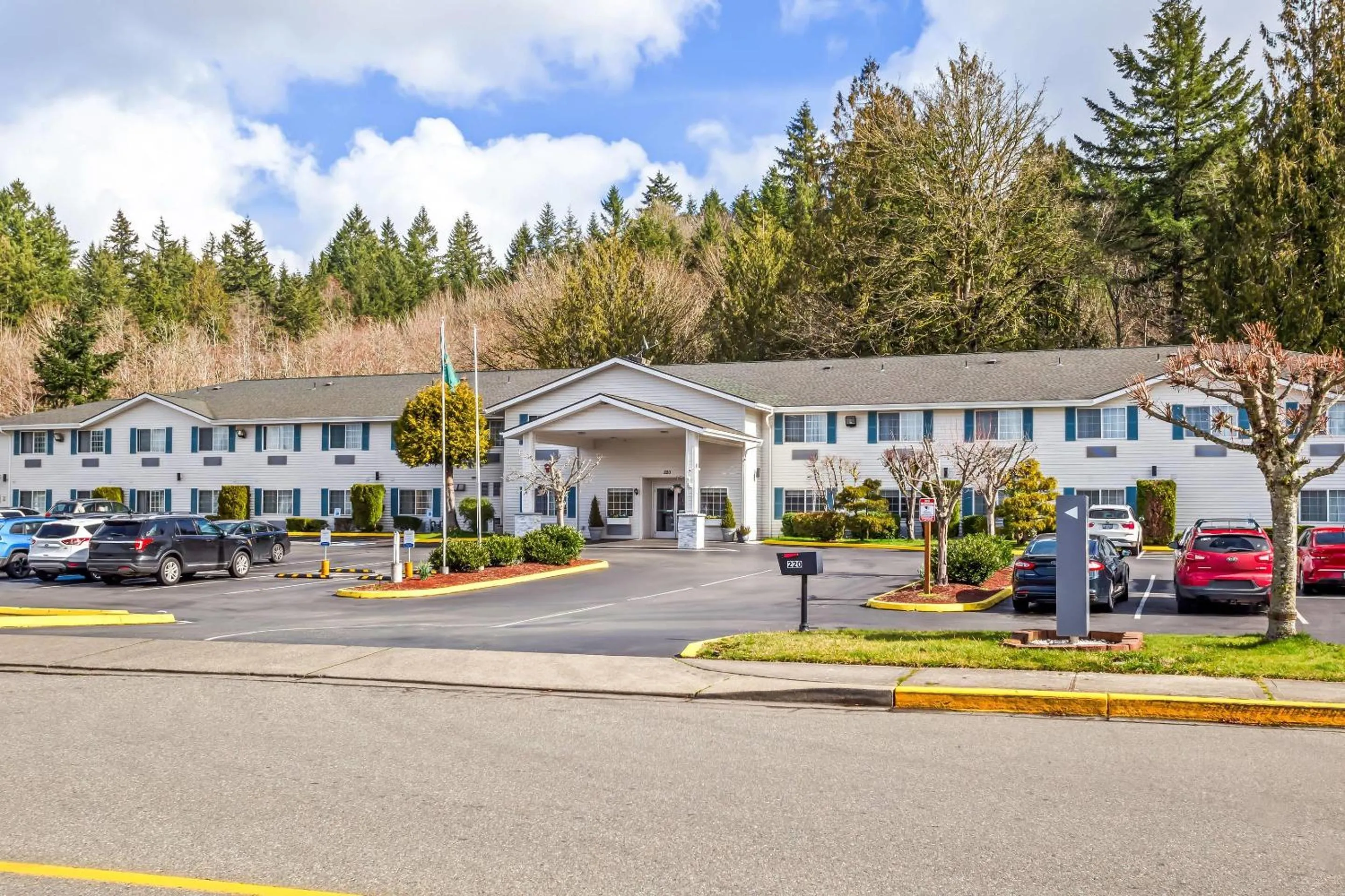 Property building in Quality Inn Port Orchard