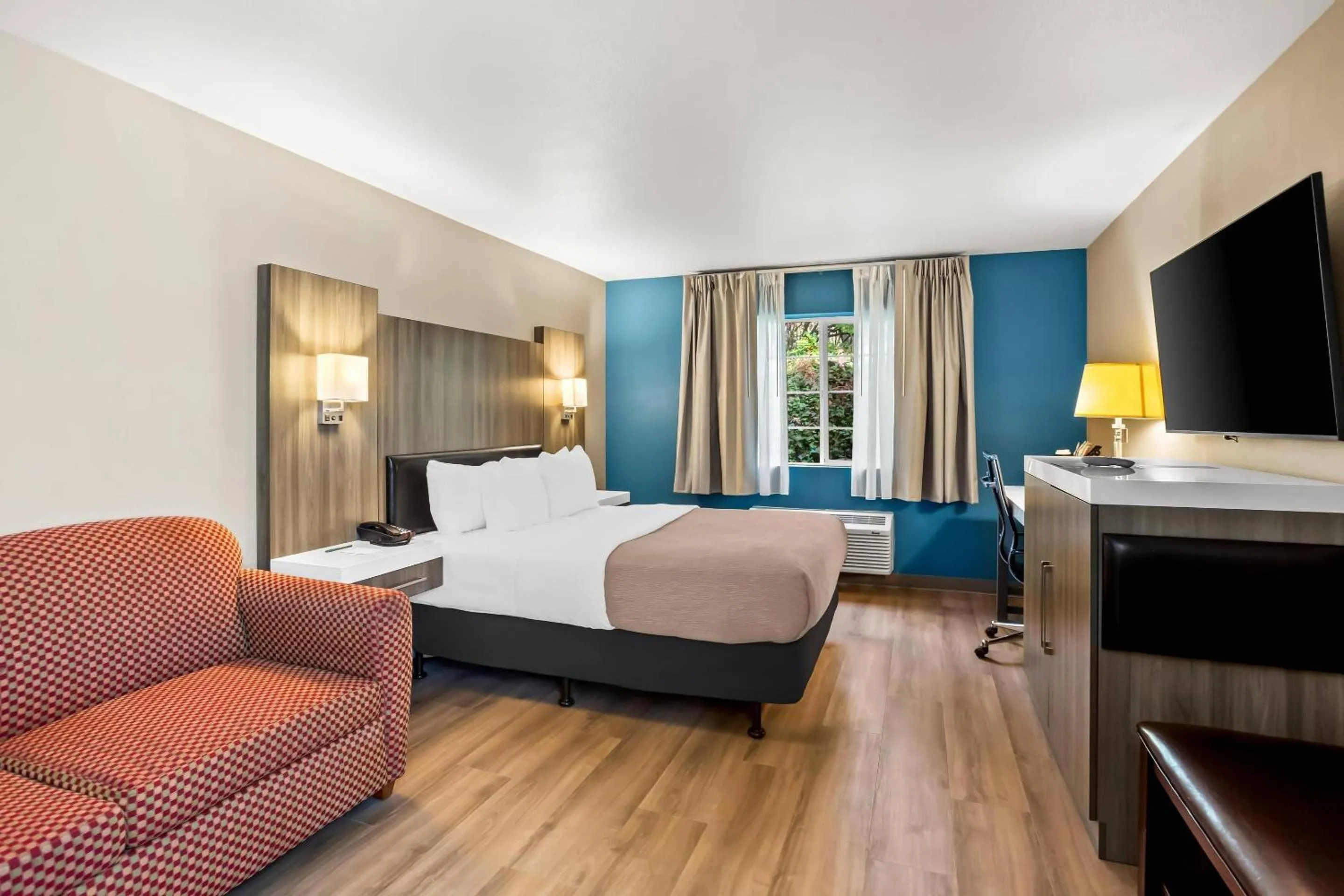 Bedroom, Bed in Quality Inn Port Orchard