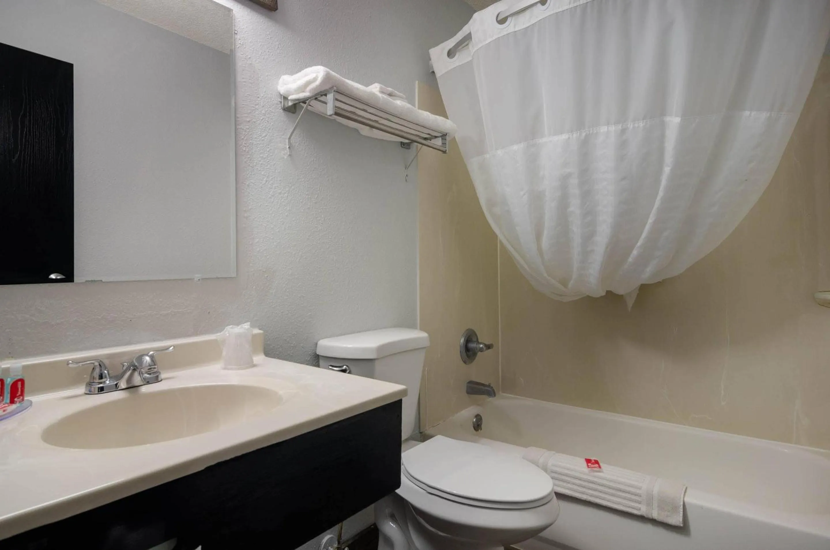 Bedroom in Econo Lodge Scottsbluff