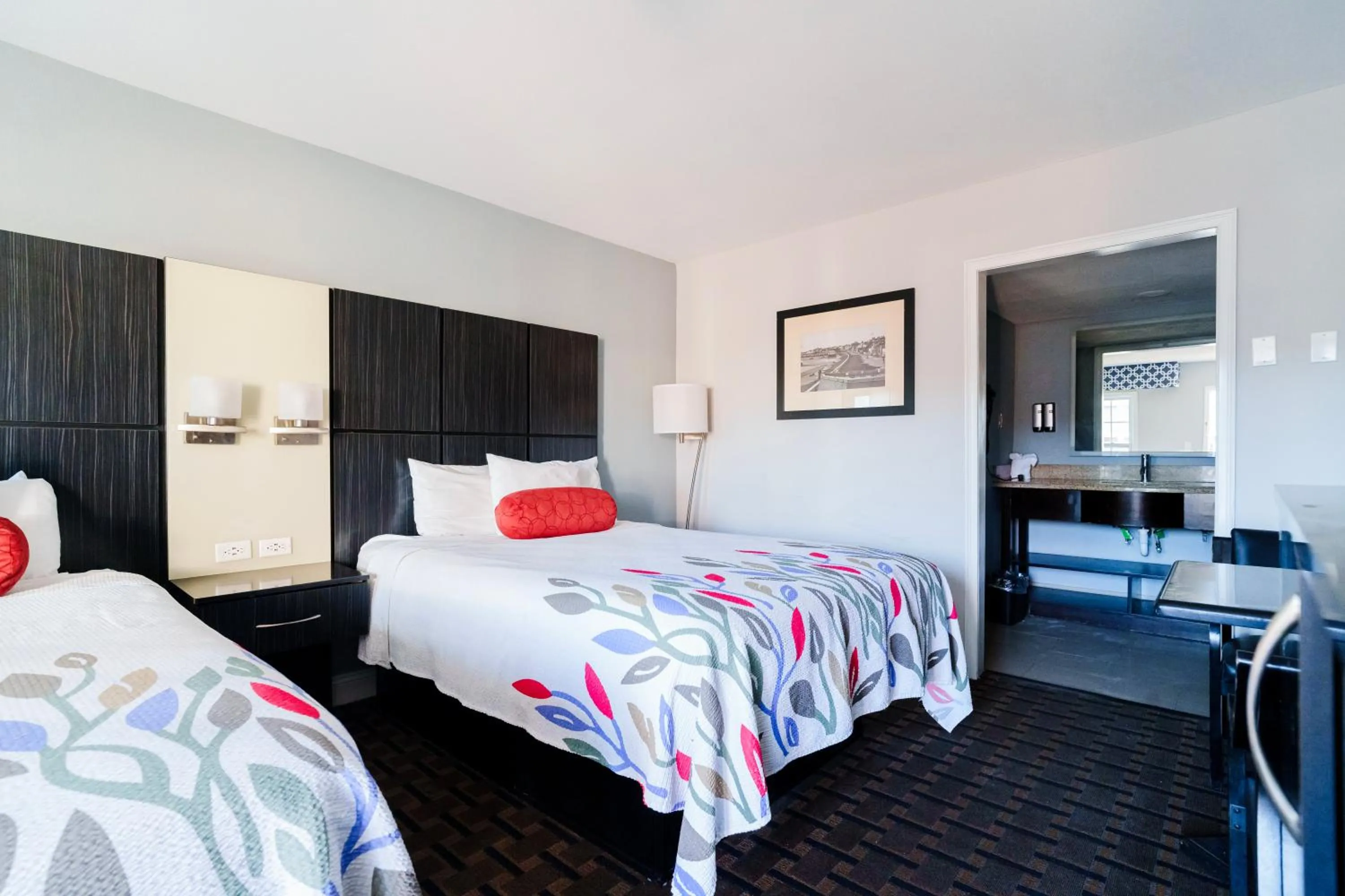 Bed in San Marco Inn East - Jacksonville