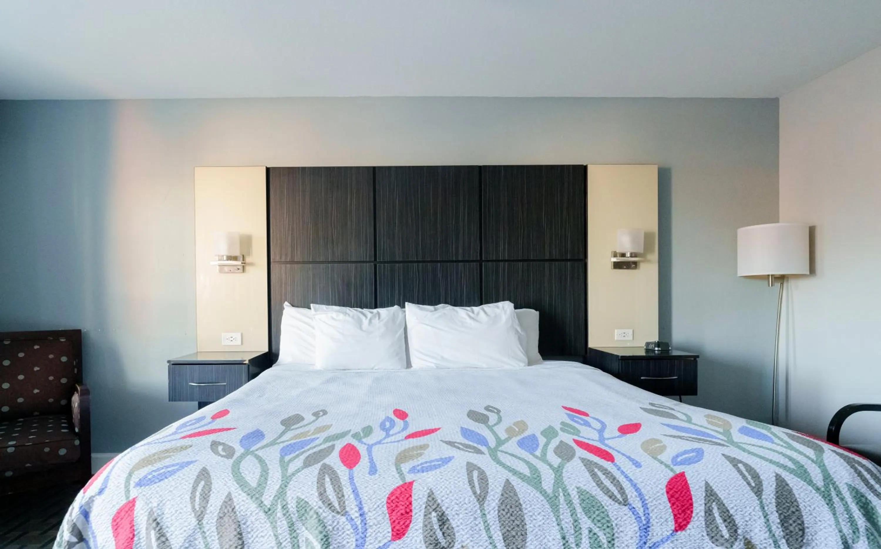 Bed in San Marco Inn East - Jacksonville