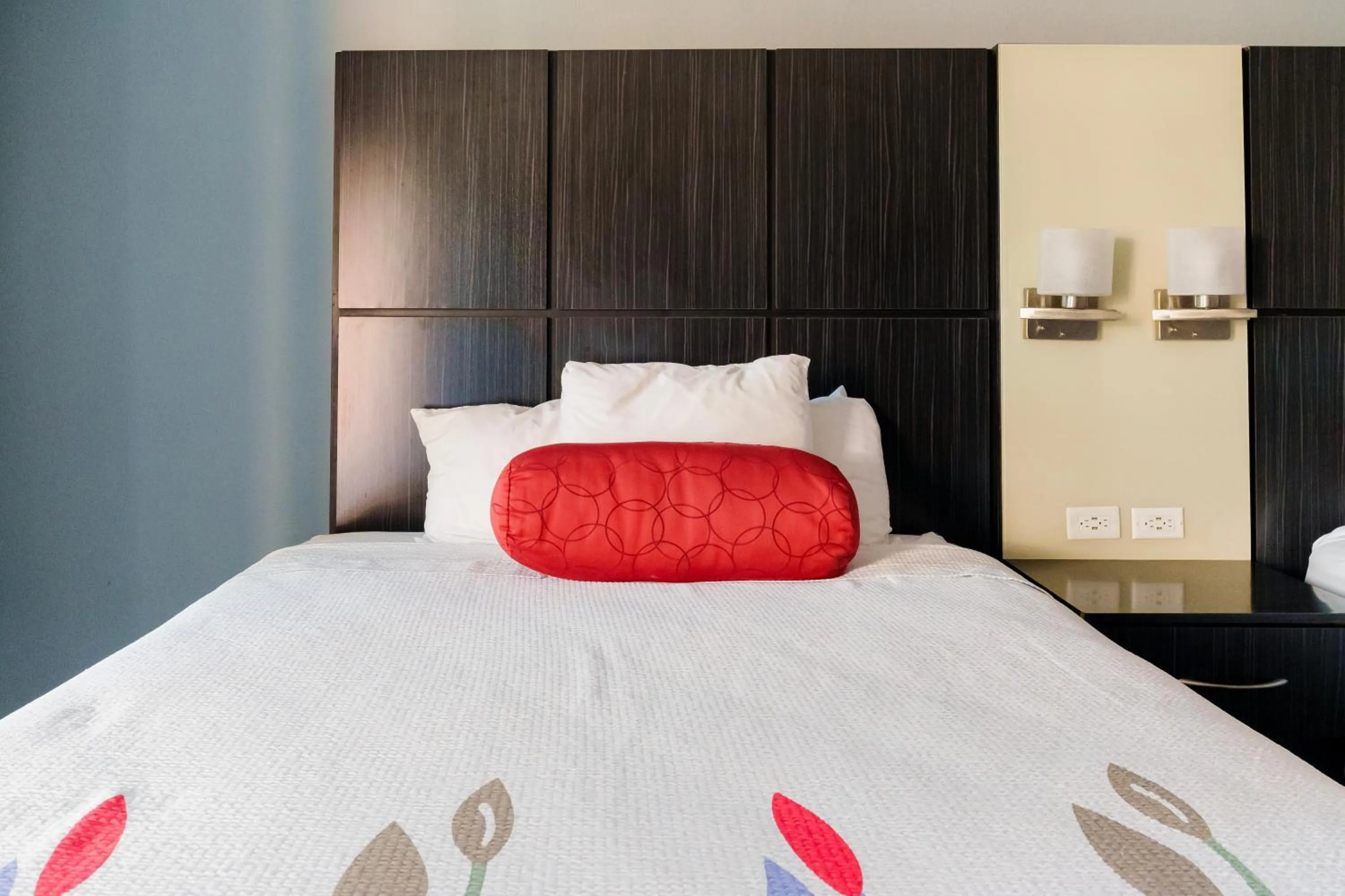 Bed in San Marco Inn East - Jacksonville