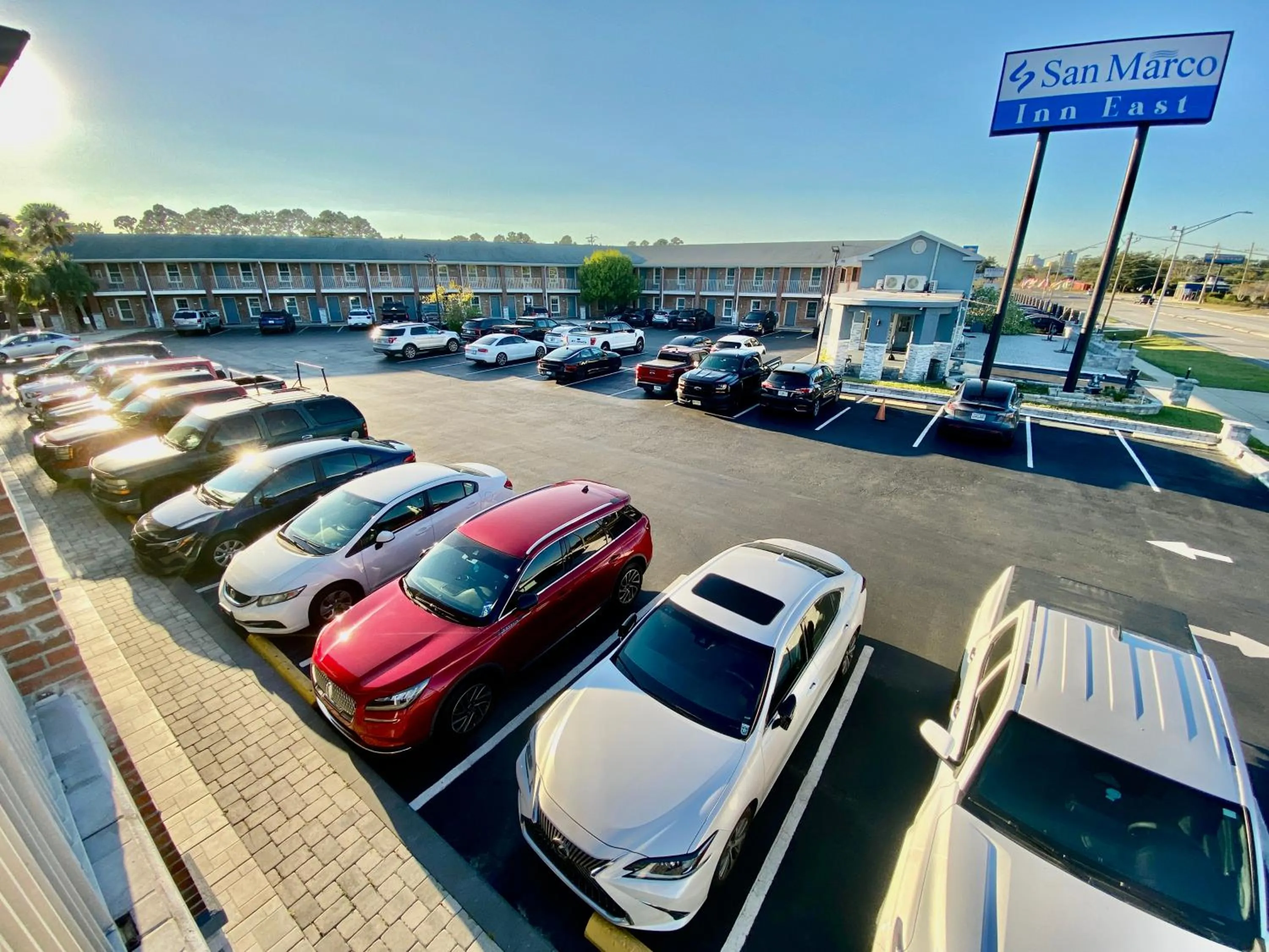 Parking in San Marco Inn East - Jacksonville