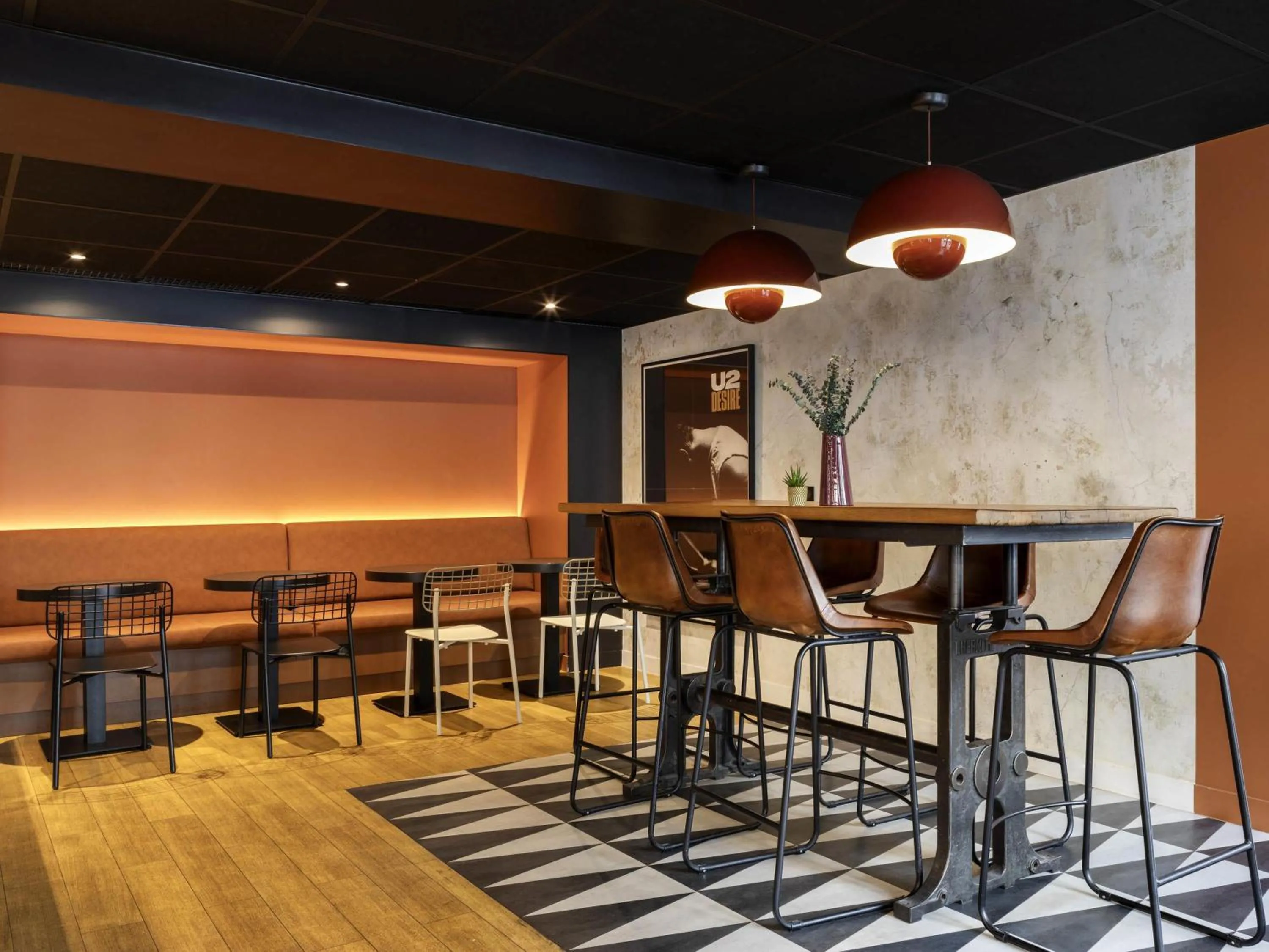 Property building in ibis Paris Nation Davout