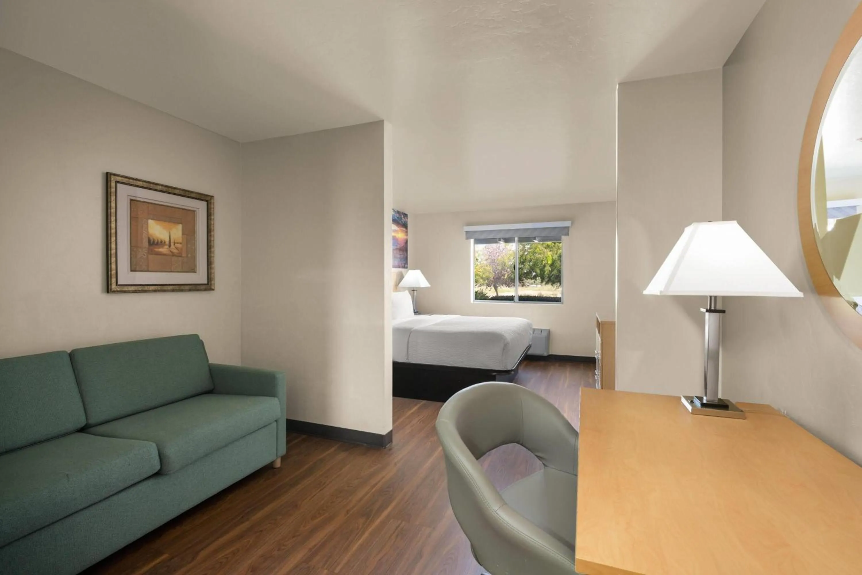 Photo of the whole room, Bed in Days Inn by Wyndham Chino Valley