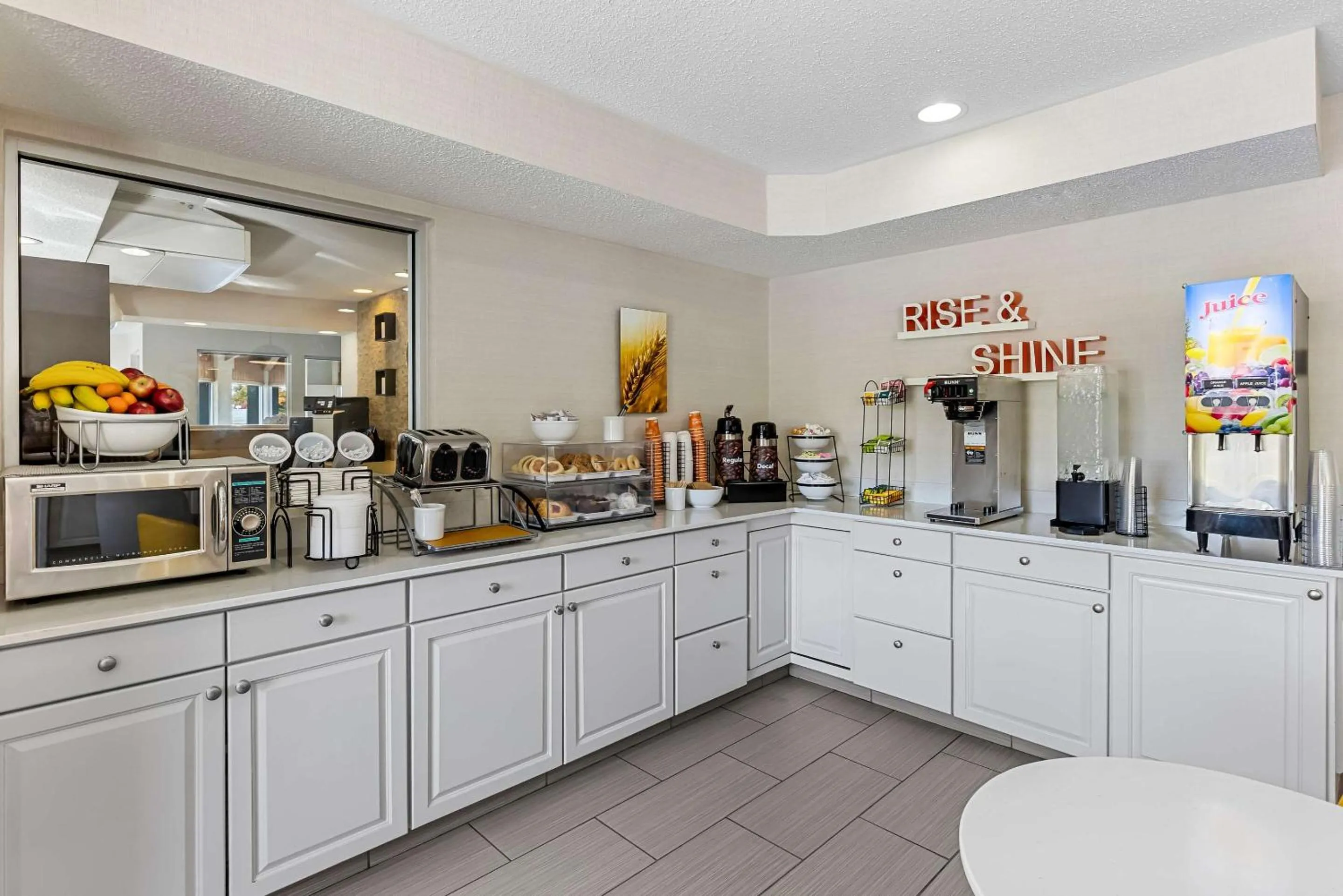 Breakfast in Comfort Inn