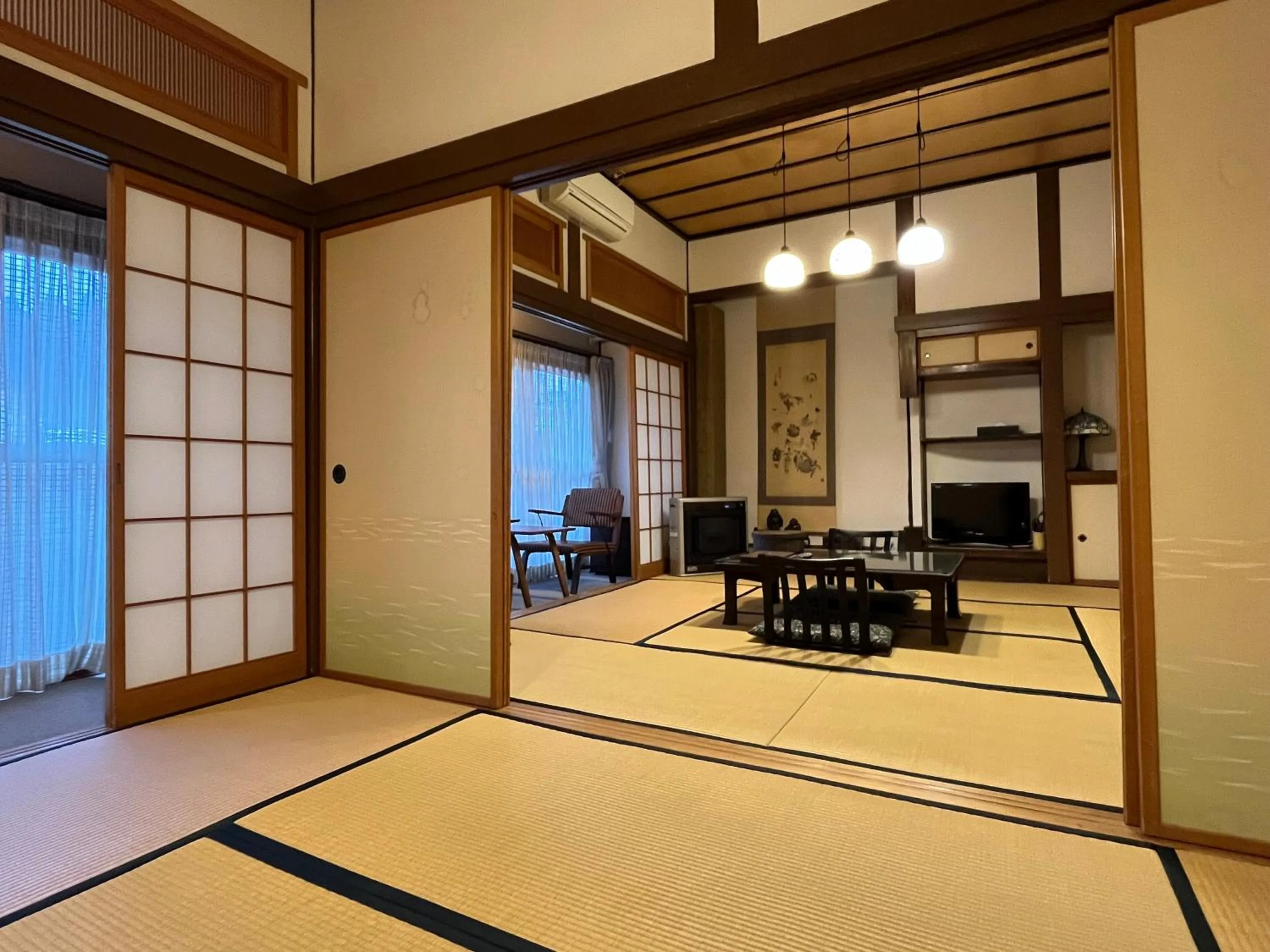 Historical Ryokan SENYUKAN