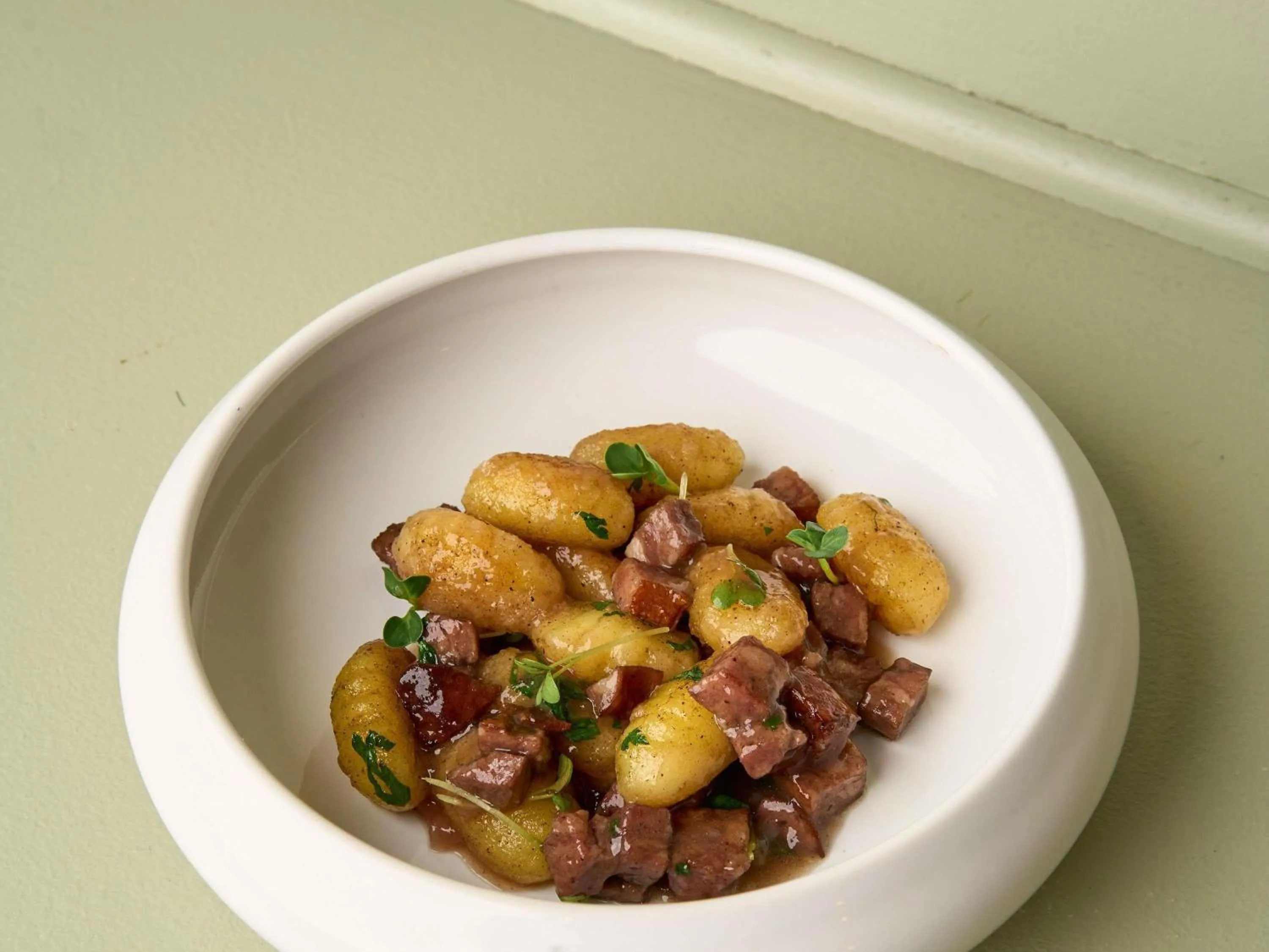 Restaurant/places to eat in Novotel Paris La Defense Esplanade