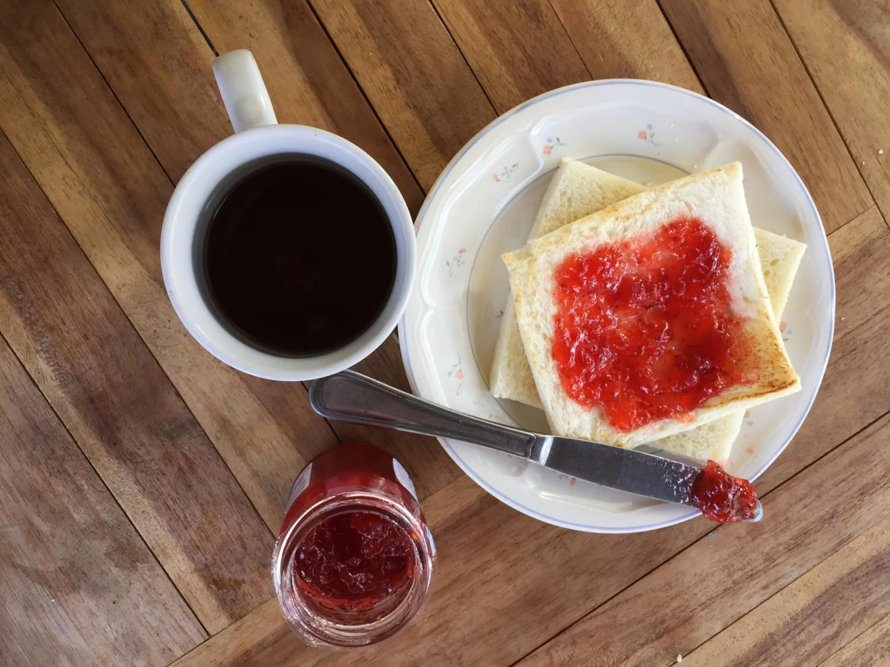 Breakfast in XOXO Kuta Legian Hostel