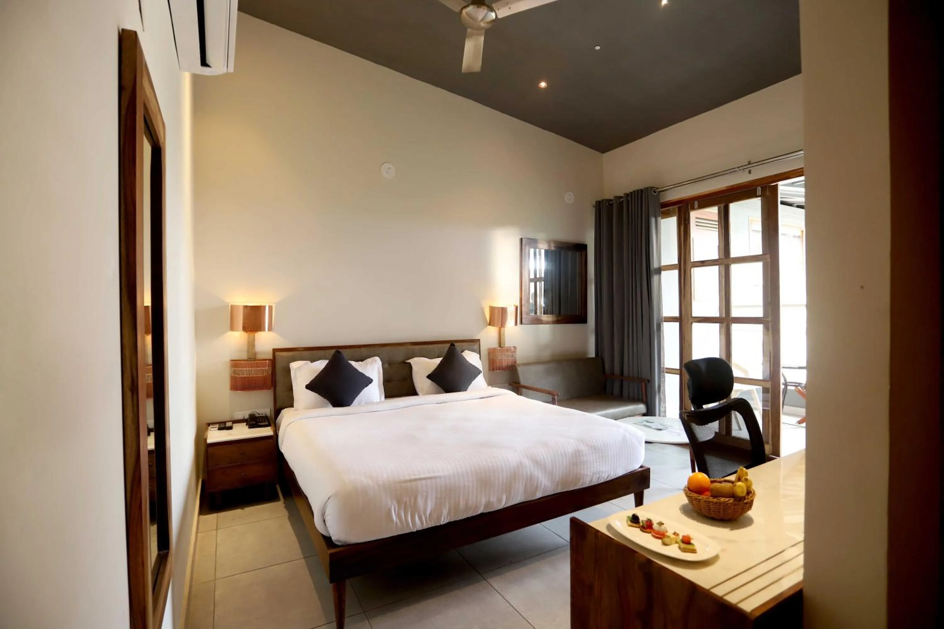 Photo of the whole room in The Artist House Udaipur