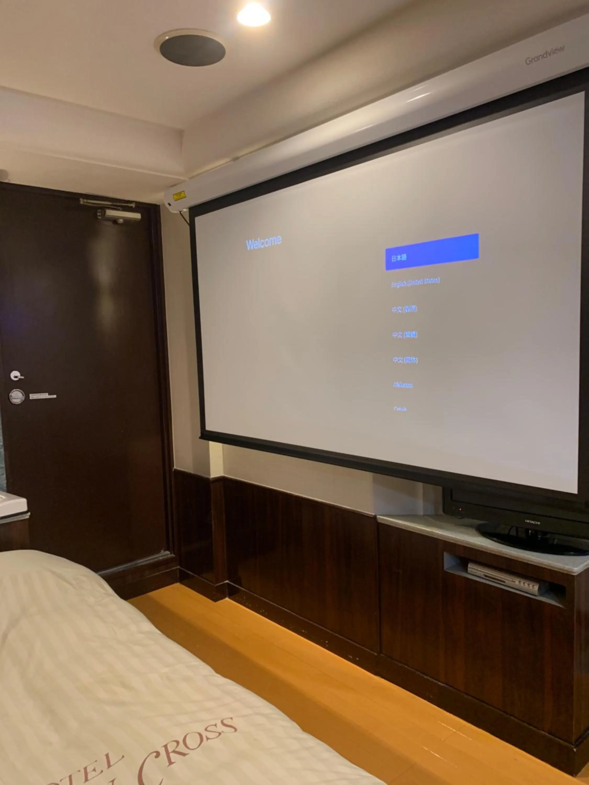 Bed in City Hotel Southern Cross