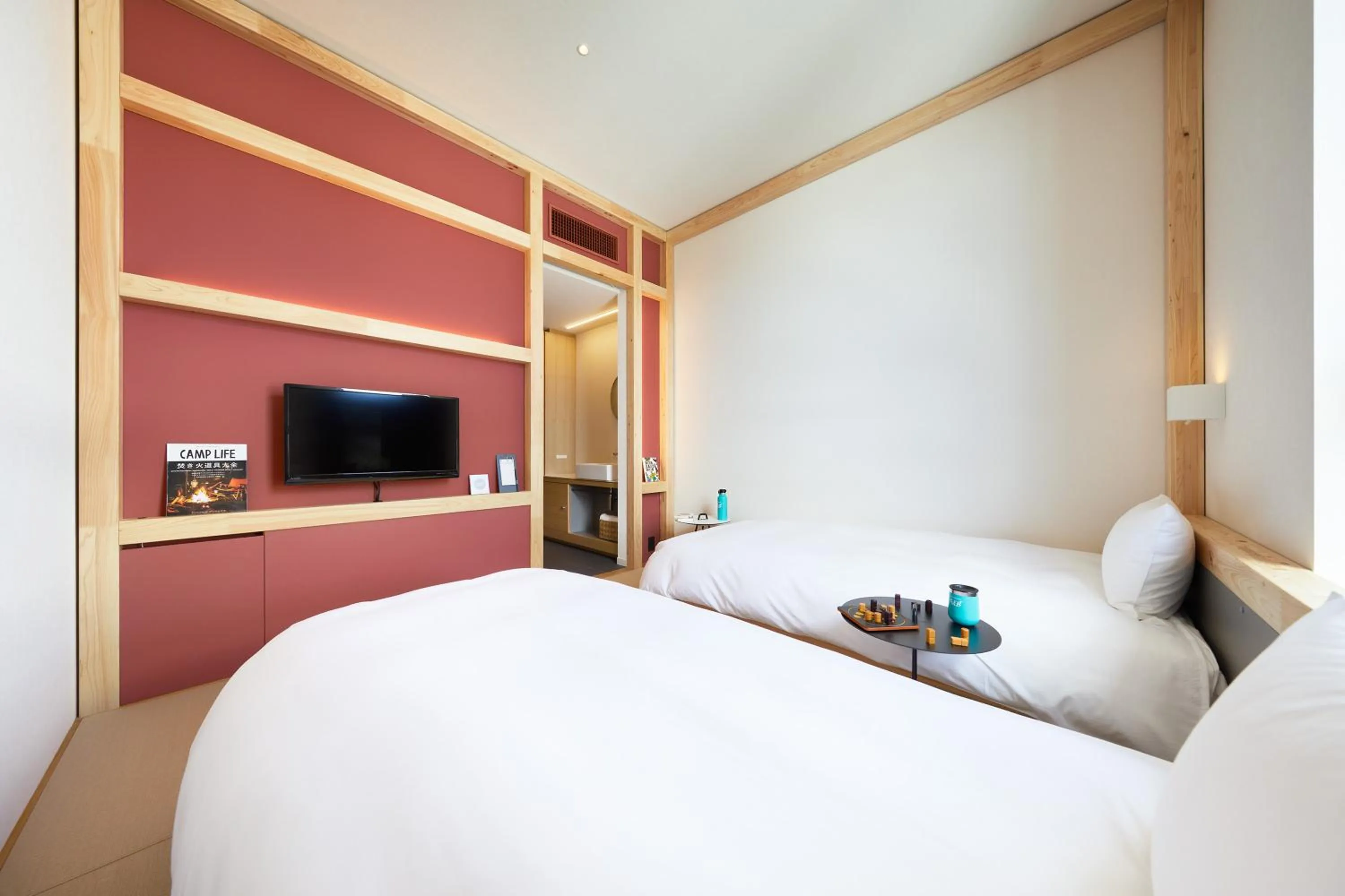 Photo of the whole room, Bed in BEB5 Karuizawa by Hoshino Resorts