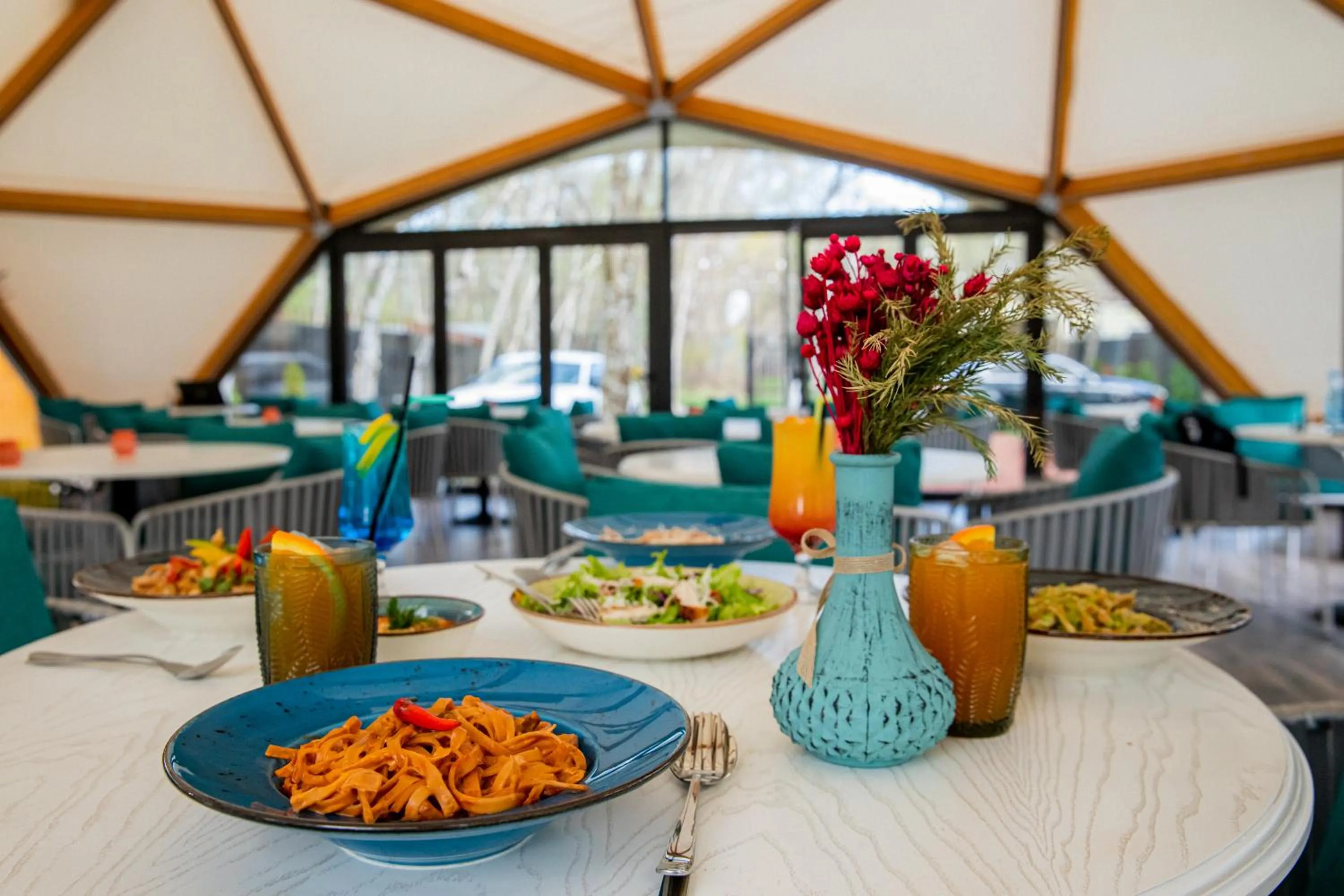 Food and drinks in Garden Inn Resort Sevan