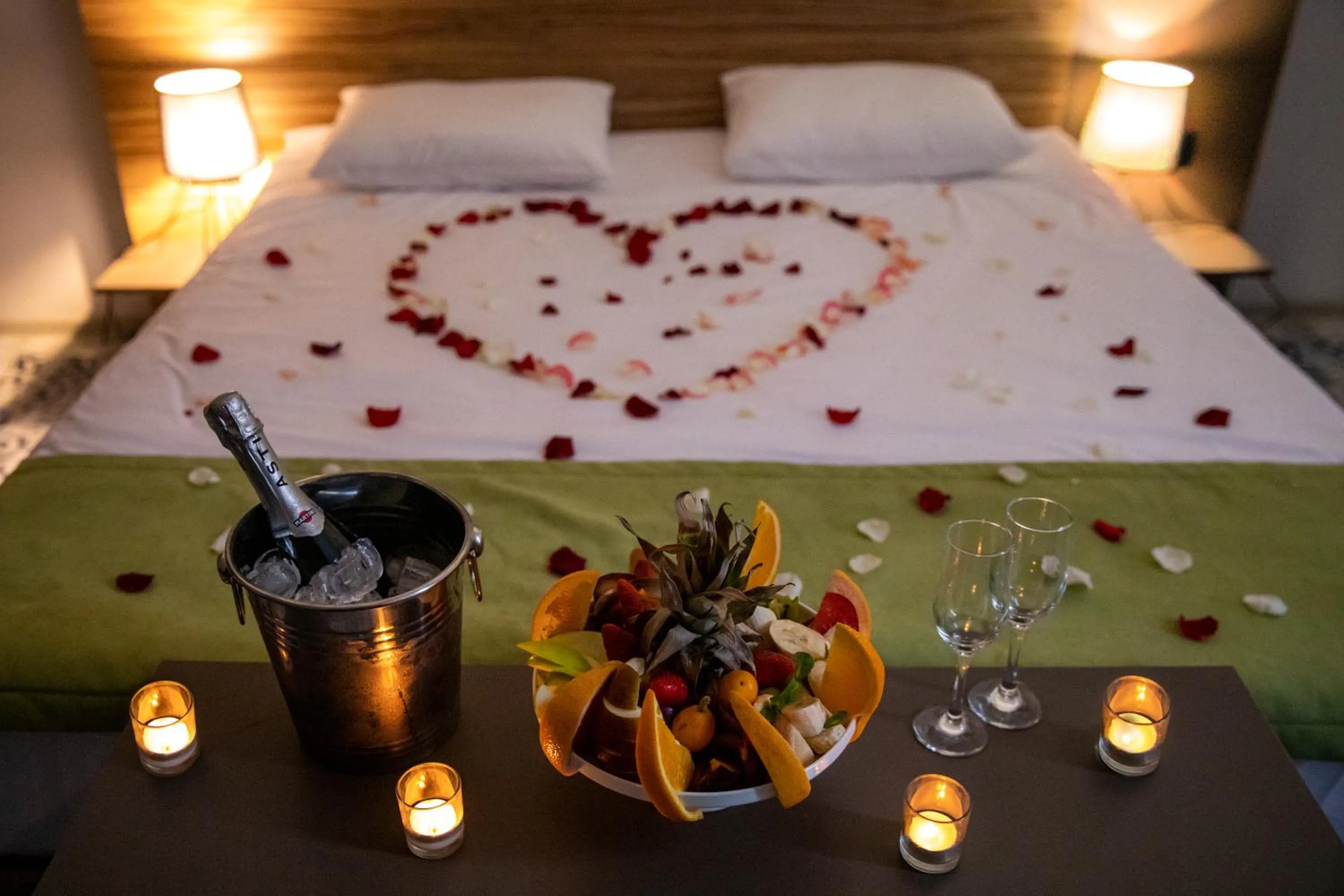 Bed in Garden Inn Resort Sevan