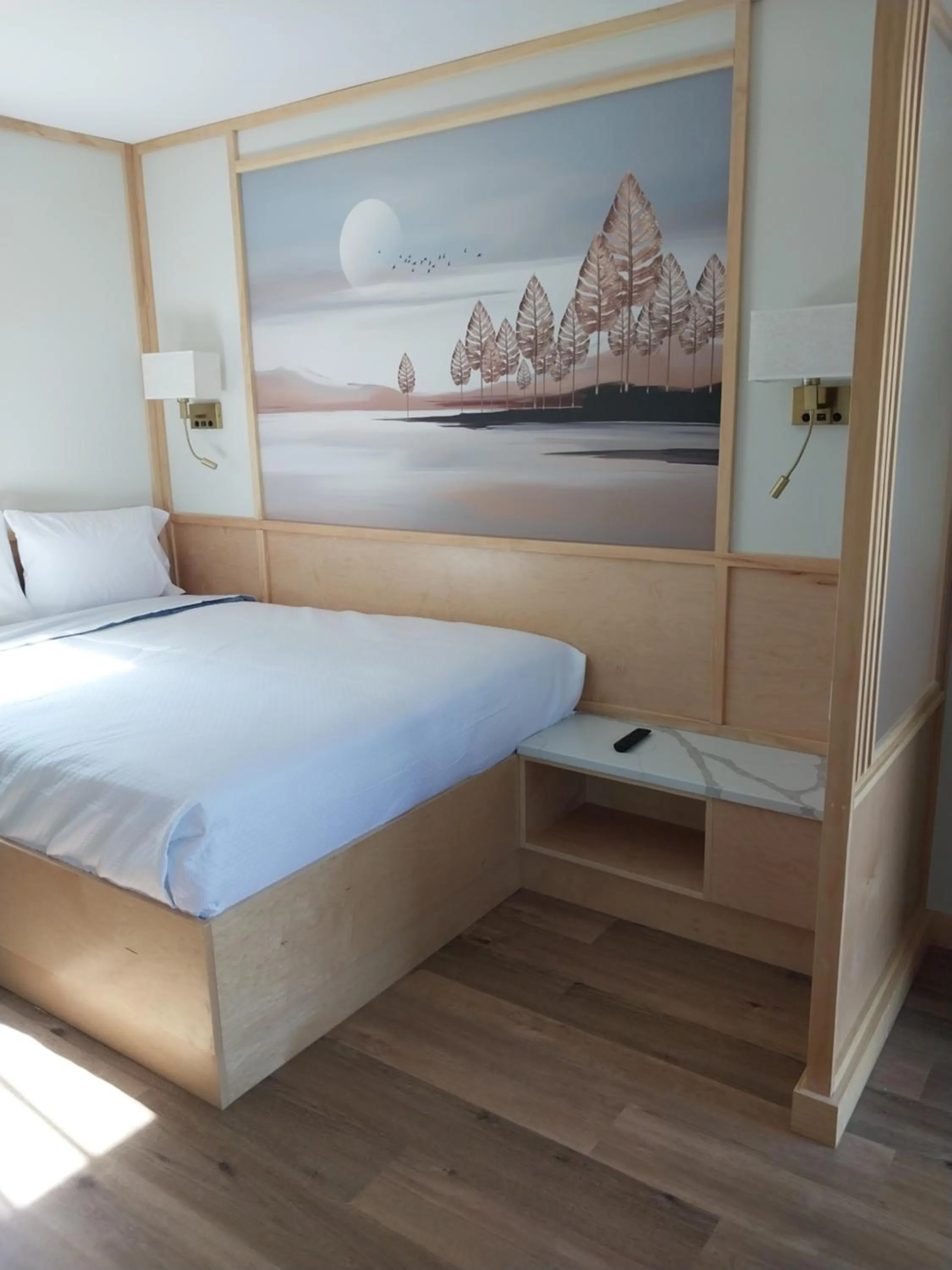 Bed in Greenview Inn Riverhead