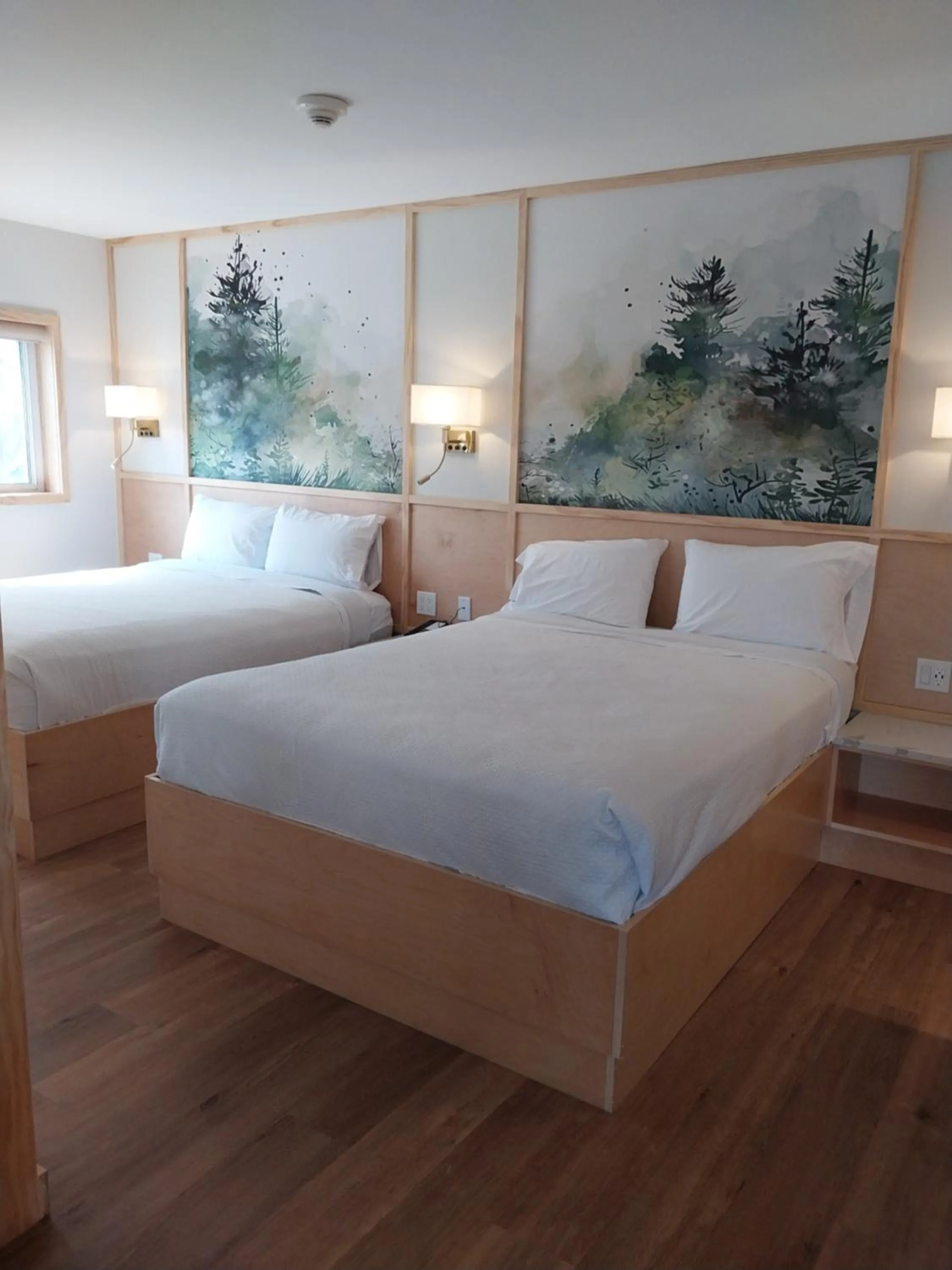 Bed in Greenview Inn Riverhead