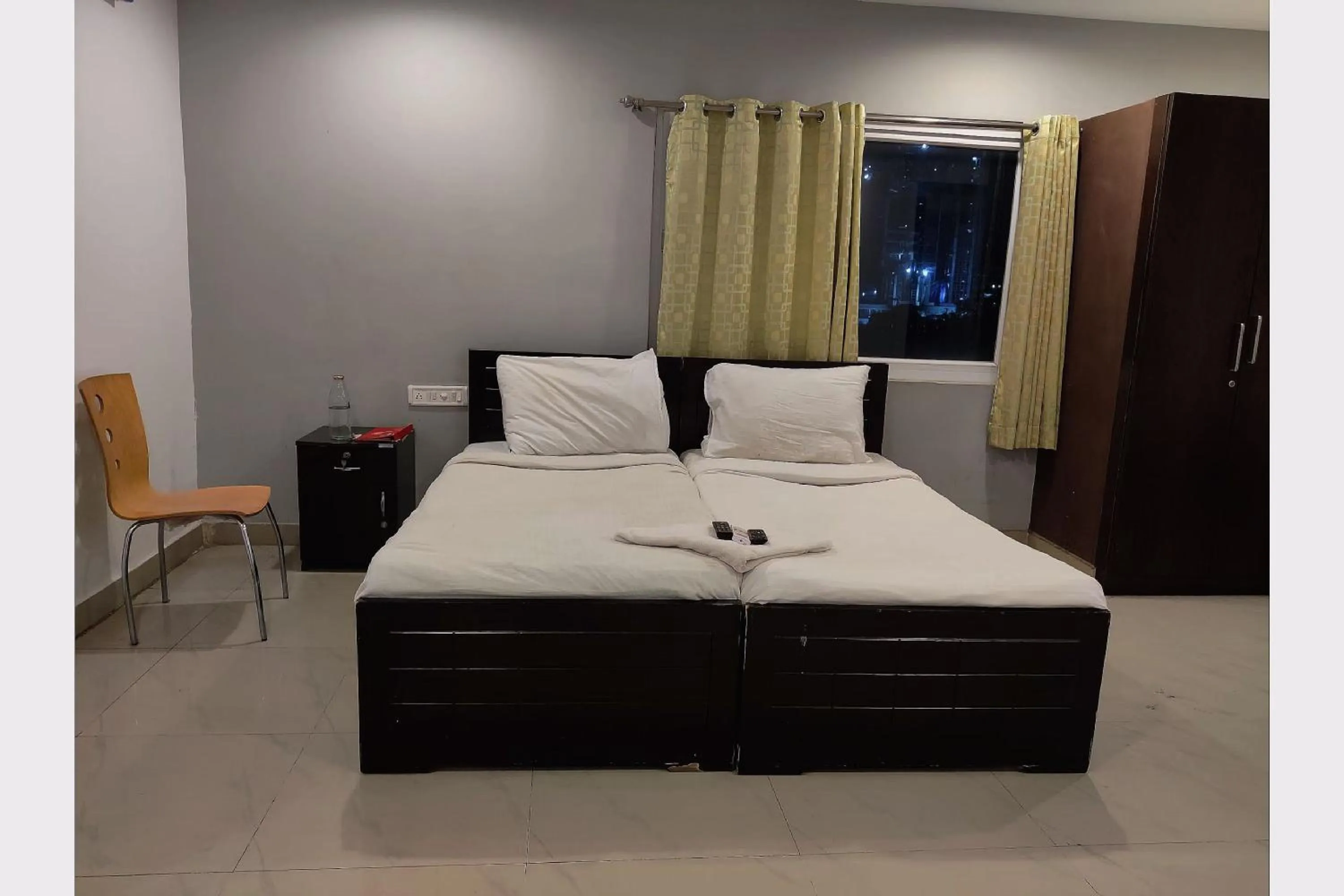 Bedroom, Bed in Collection O Jubilee Banjara Suites