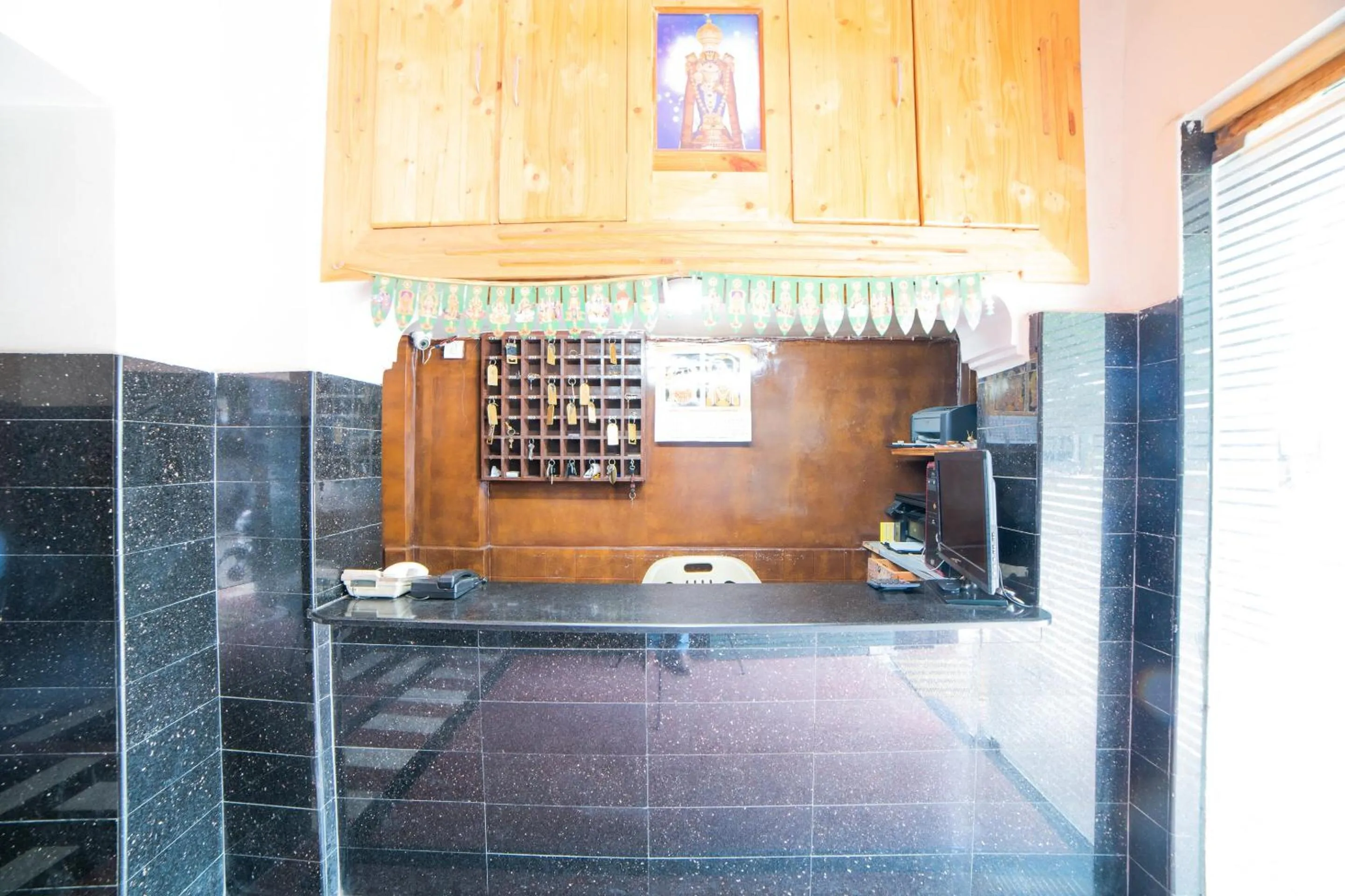 Lobby or reception in Hotel O Sree Radha Lodge Near Snow World